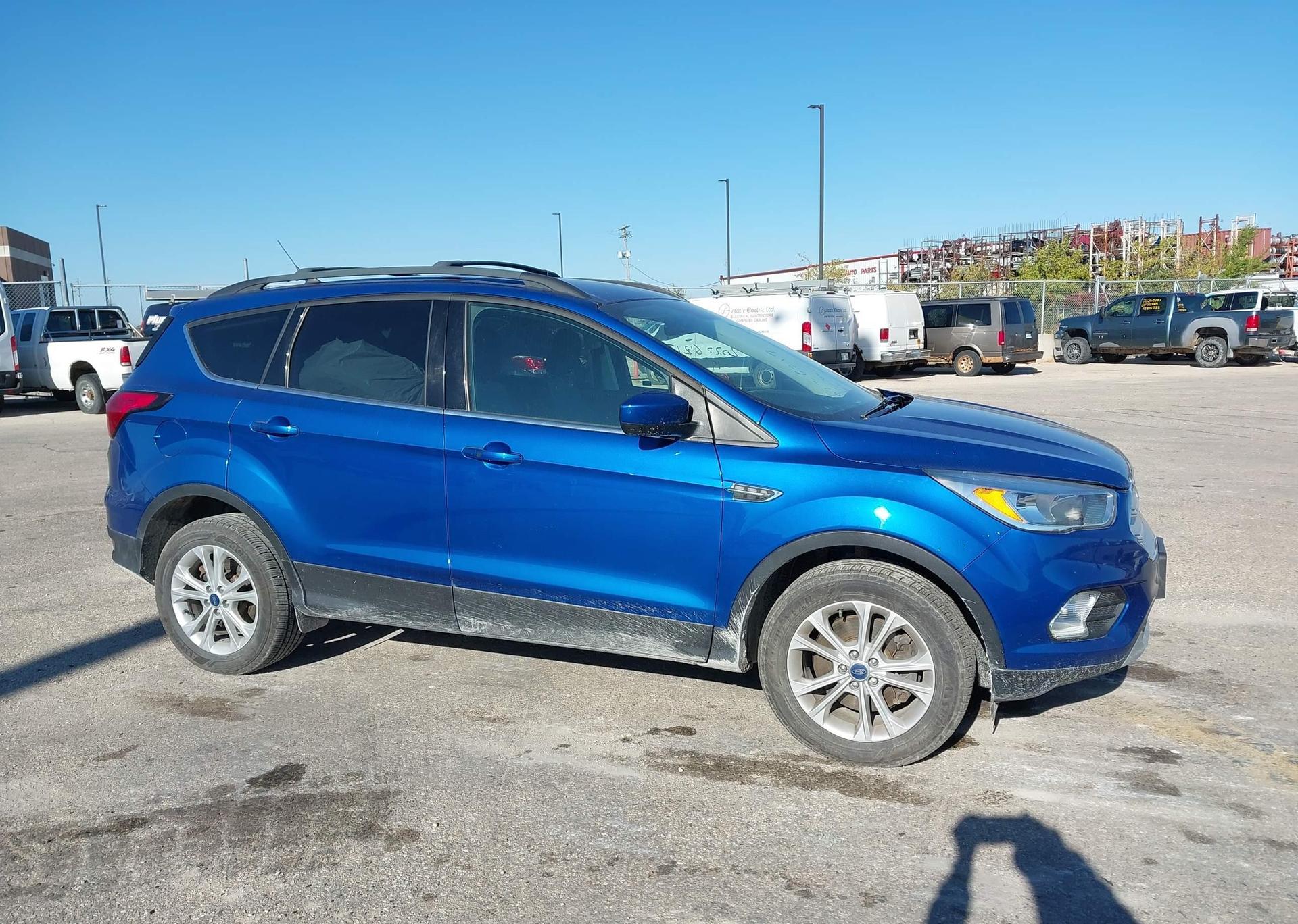 2019 FORD ESCAPE SE