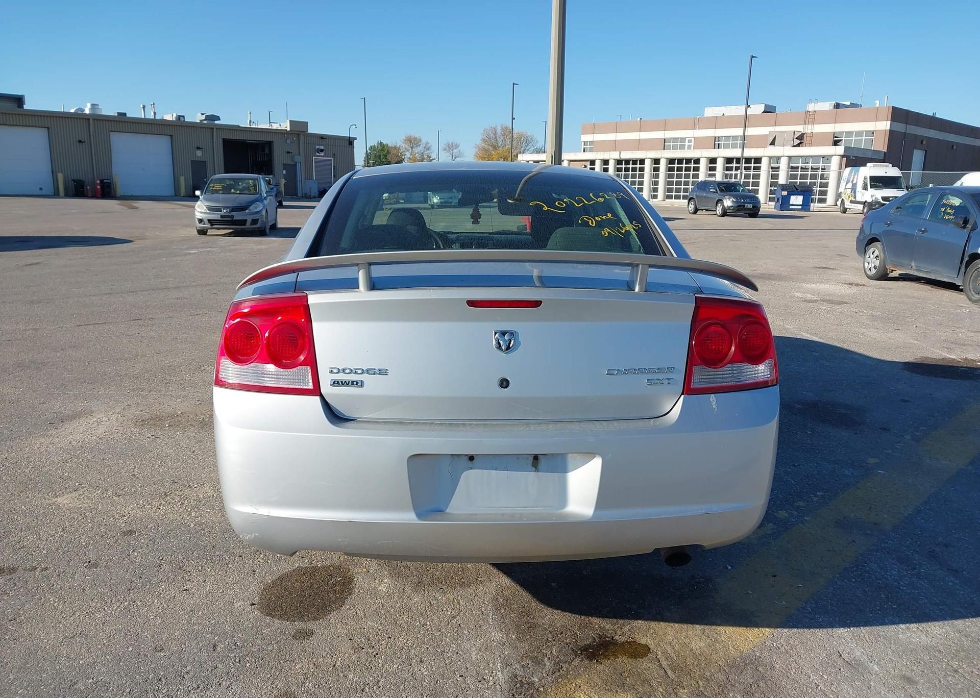 2009 DODGE CHARGER SXT