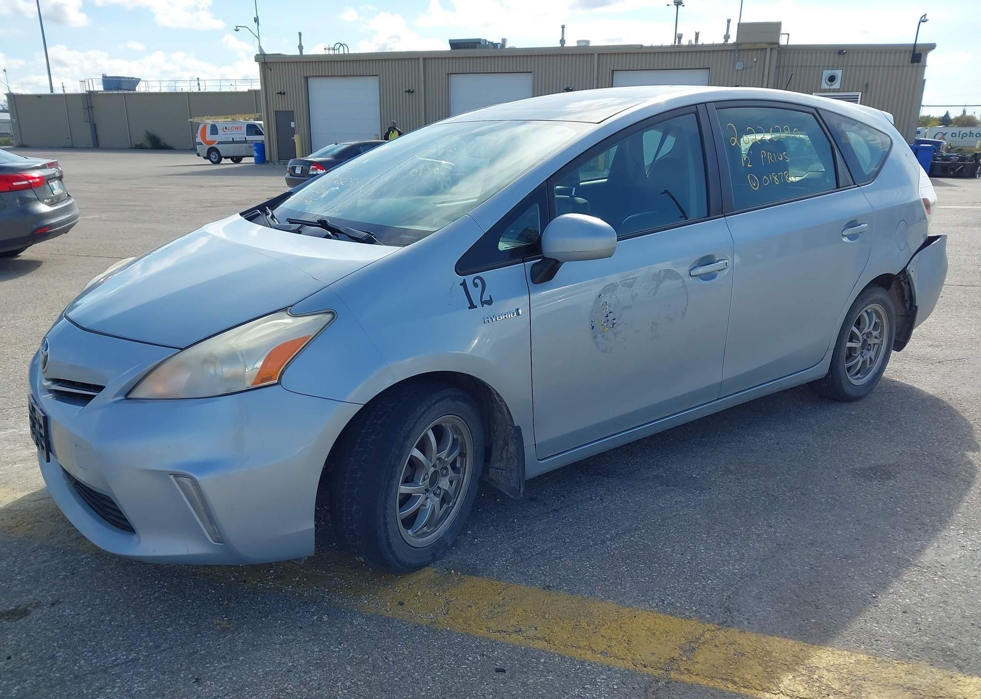 2012 TOYOTA PRIUS V