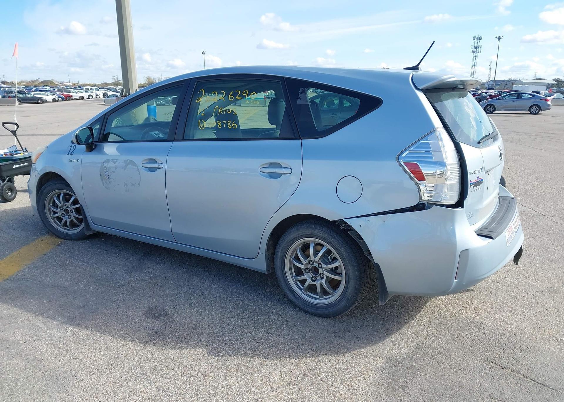 2012 TOYOTA PRIUS V