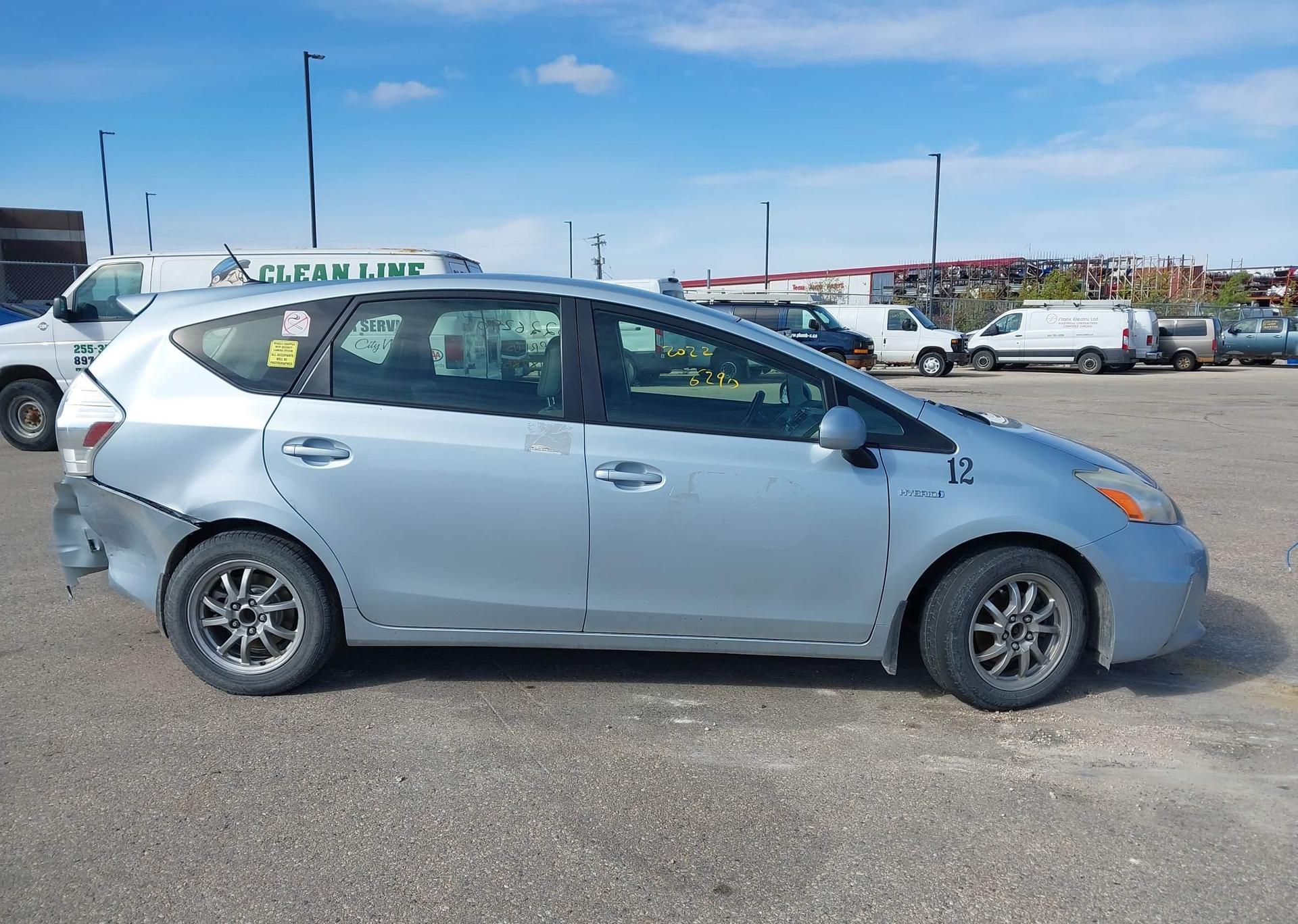 2012 TOYOTA PRIUS V
