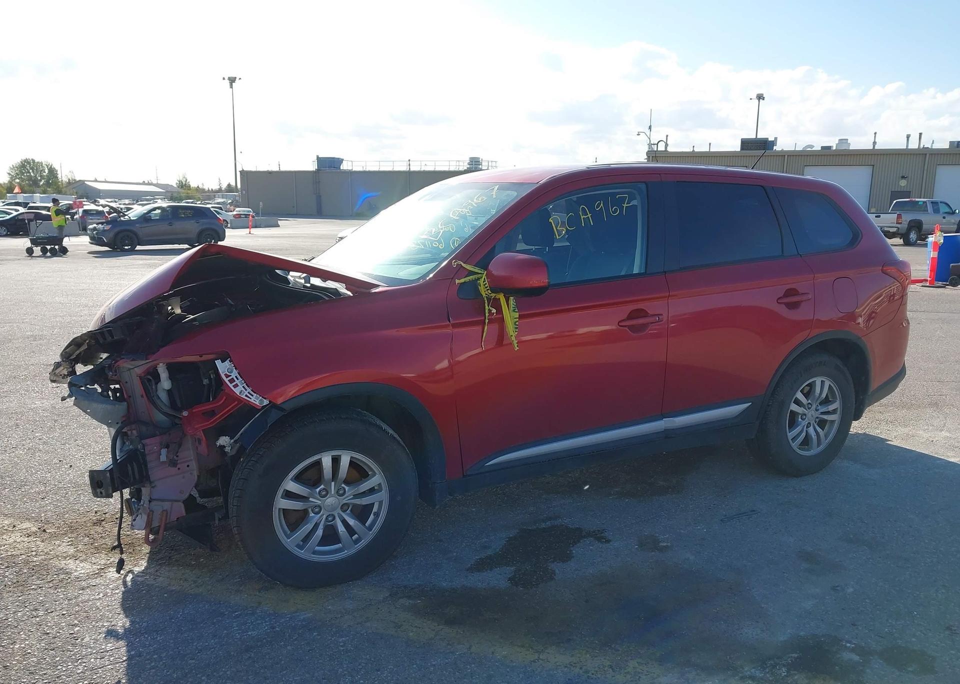 2016 MITSUBISHI OUTLANDER ES