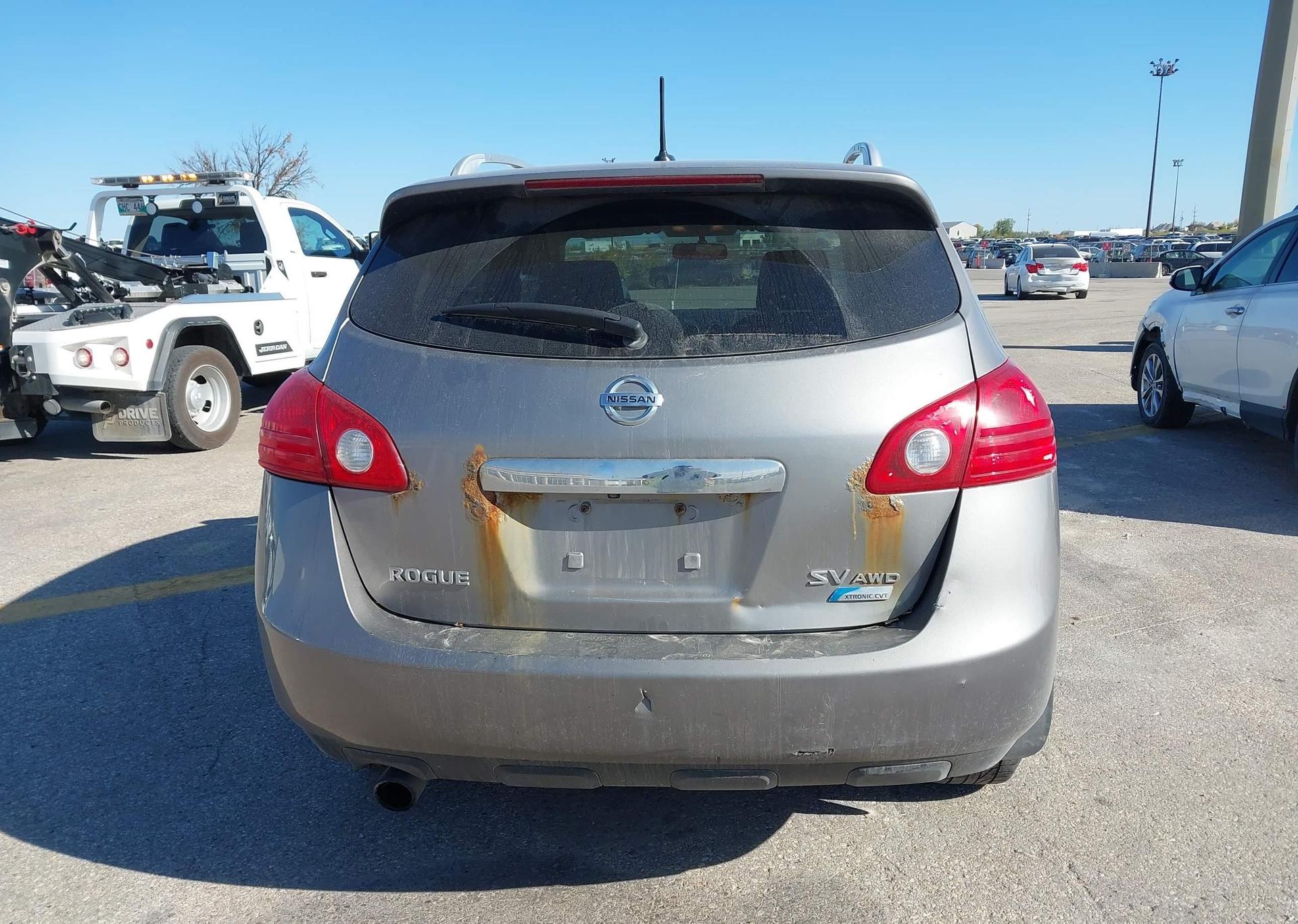 2013 NISSAN ROGUE SV