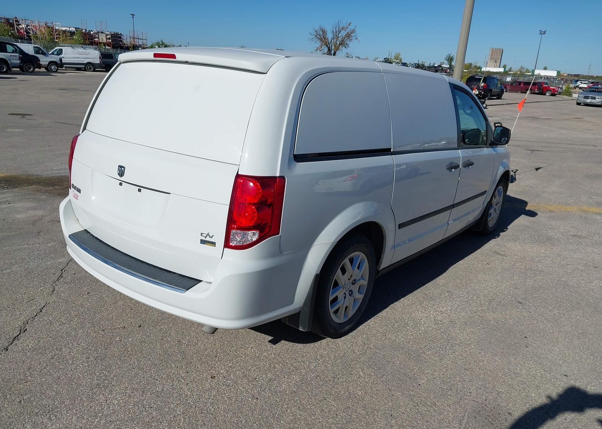 2015 RAM TRADESMAN