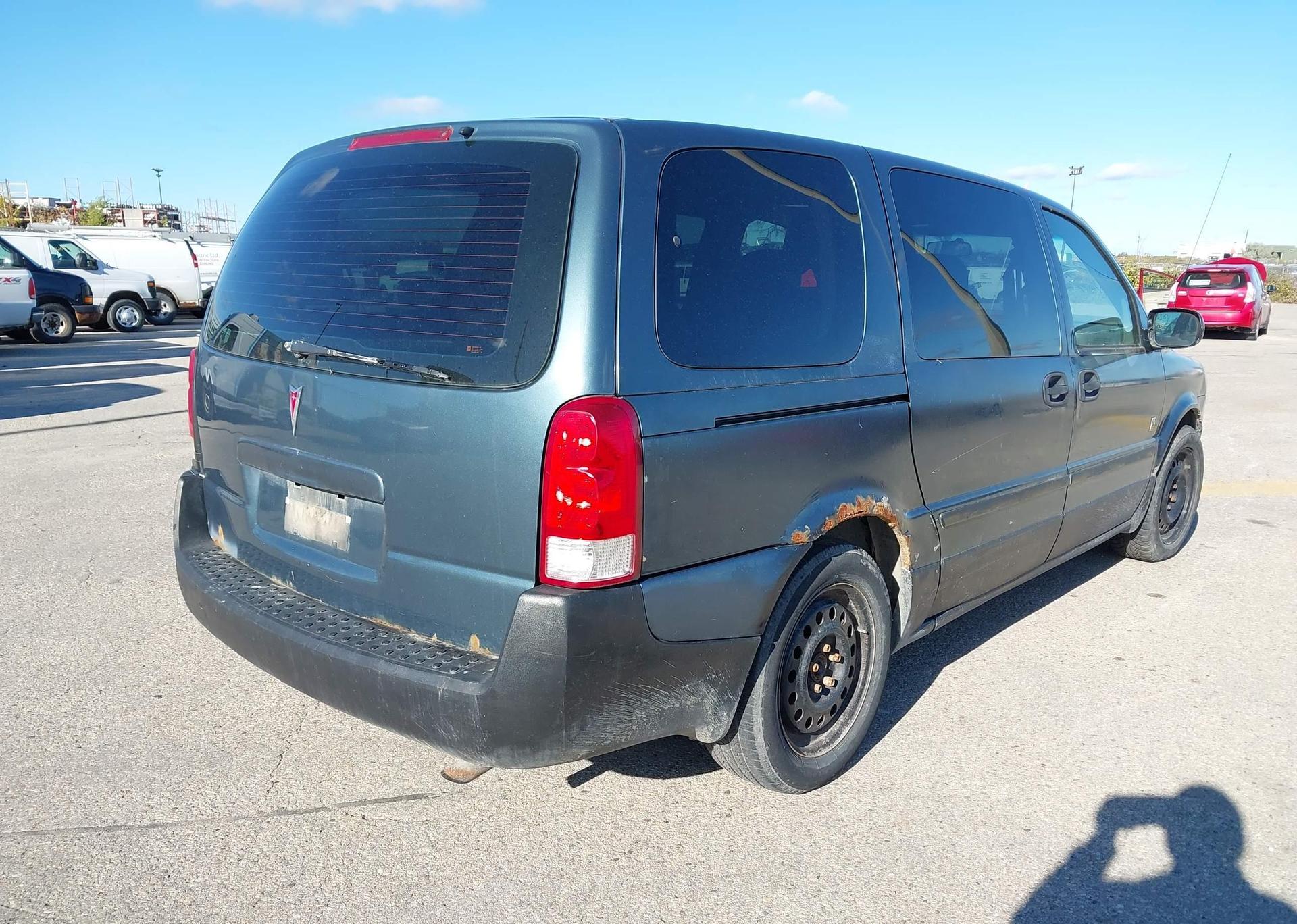 2005 SATURN RELAY EXT