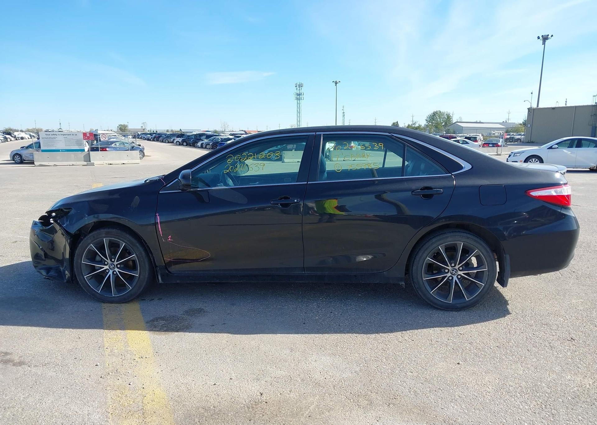 2017 TOYOTA CAMRY XSE