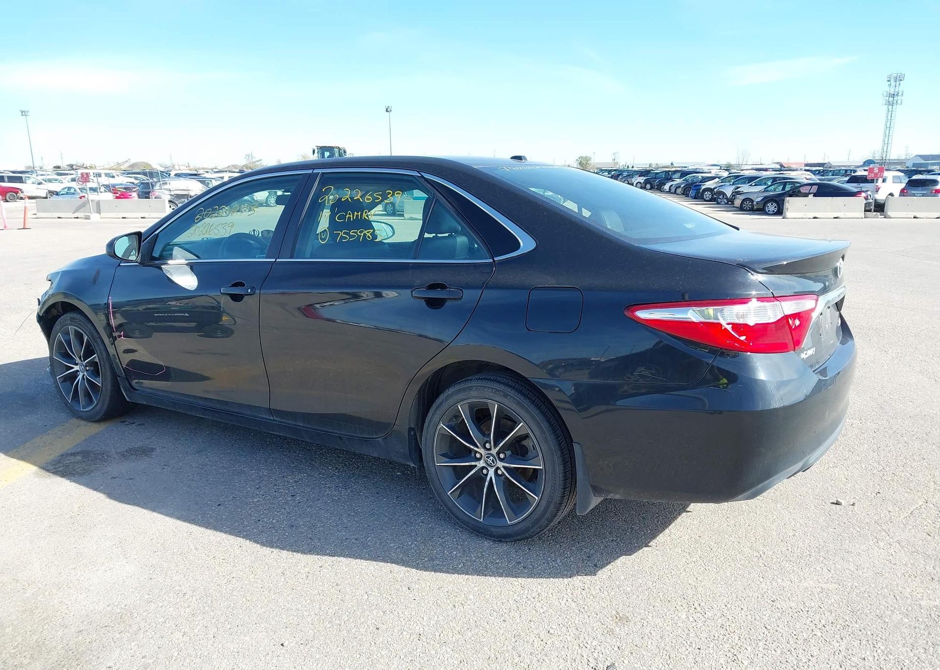 2017 TOYOTA CAMRY XSE