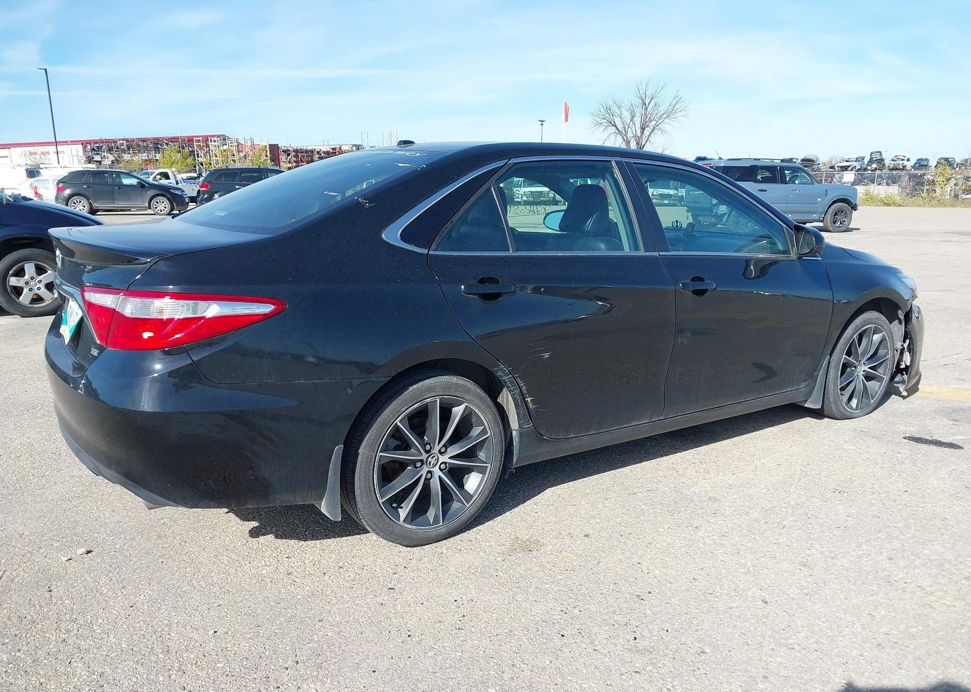 2017 TOYOTA CAMRY XSE