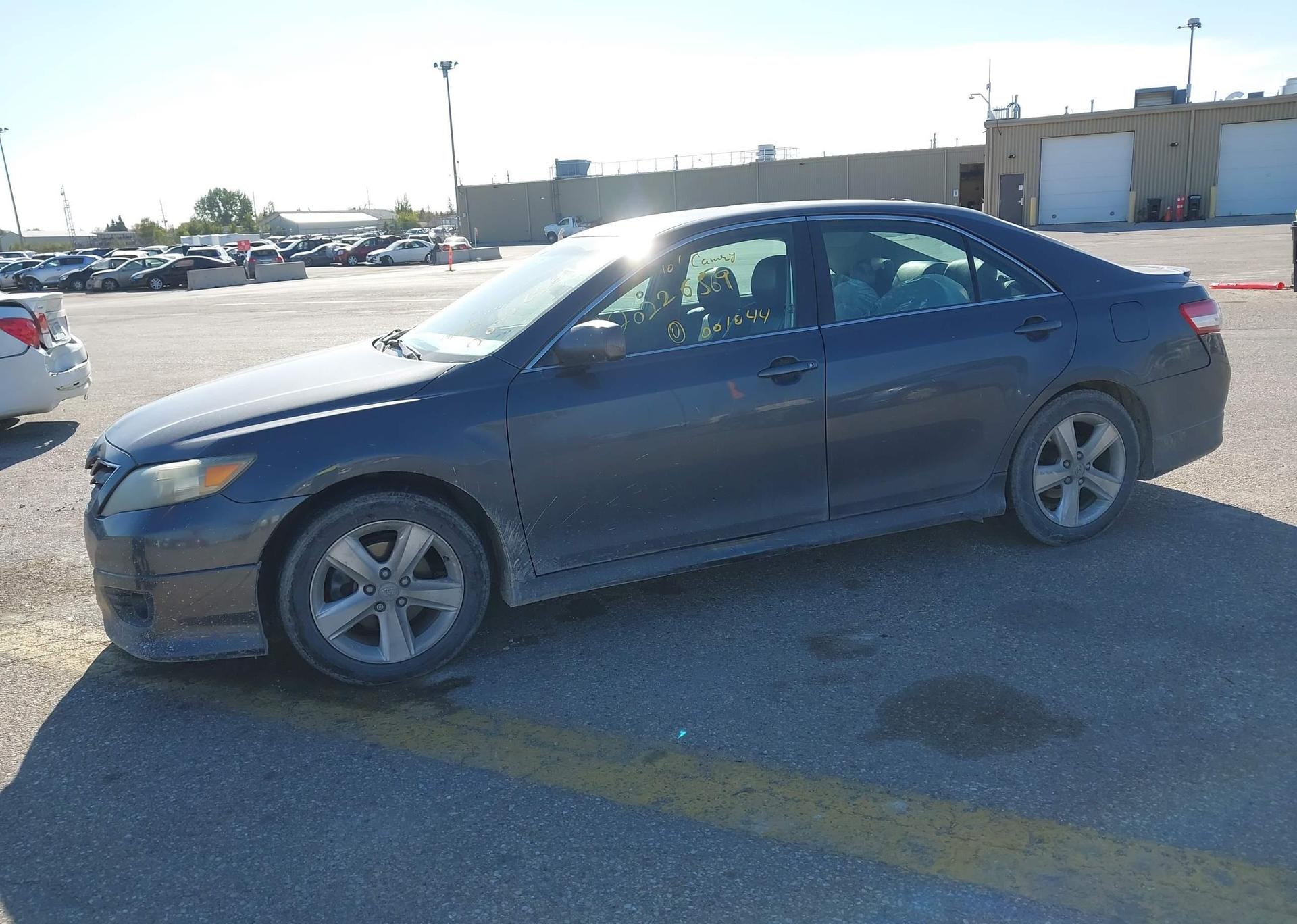 2010 TOYOTA CAMRY