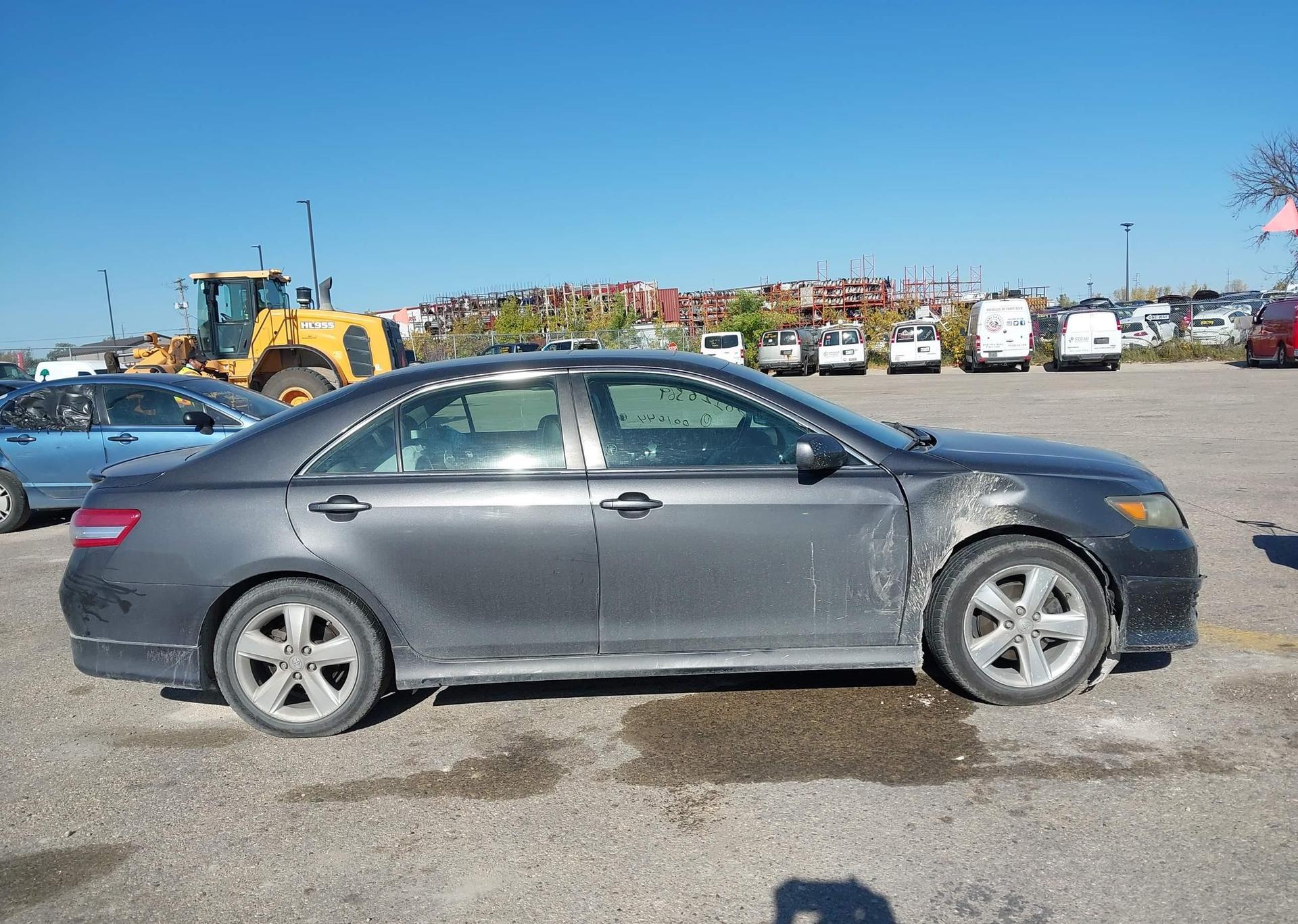 2010 TOYOTA CAMRY