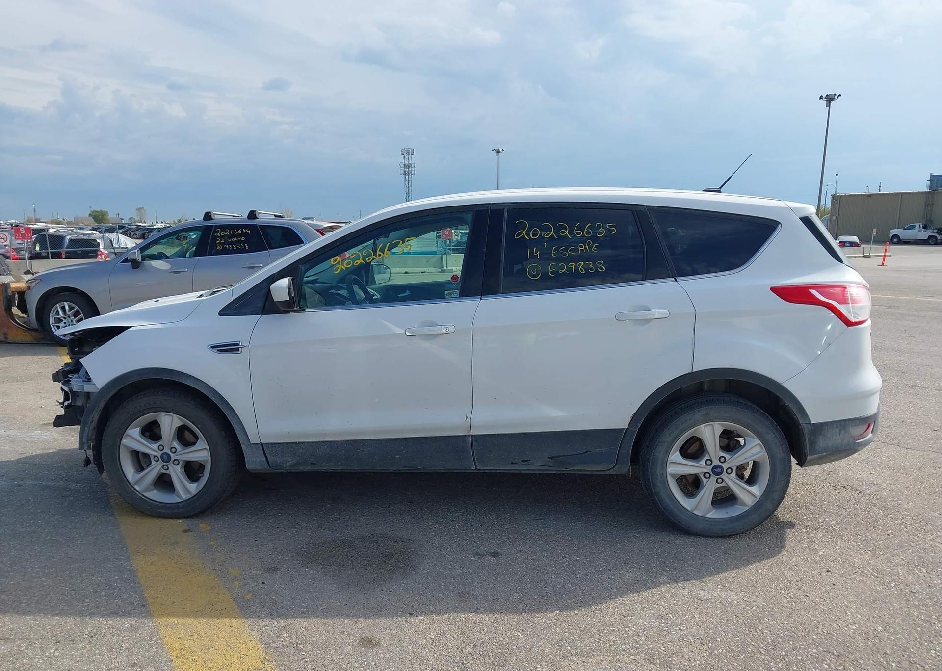 2014 FORD ESCAPE SE