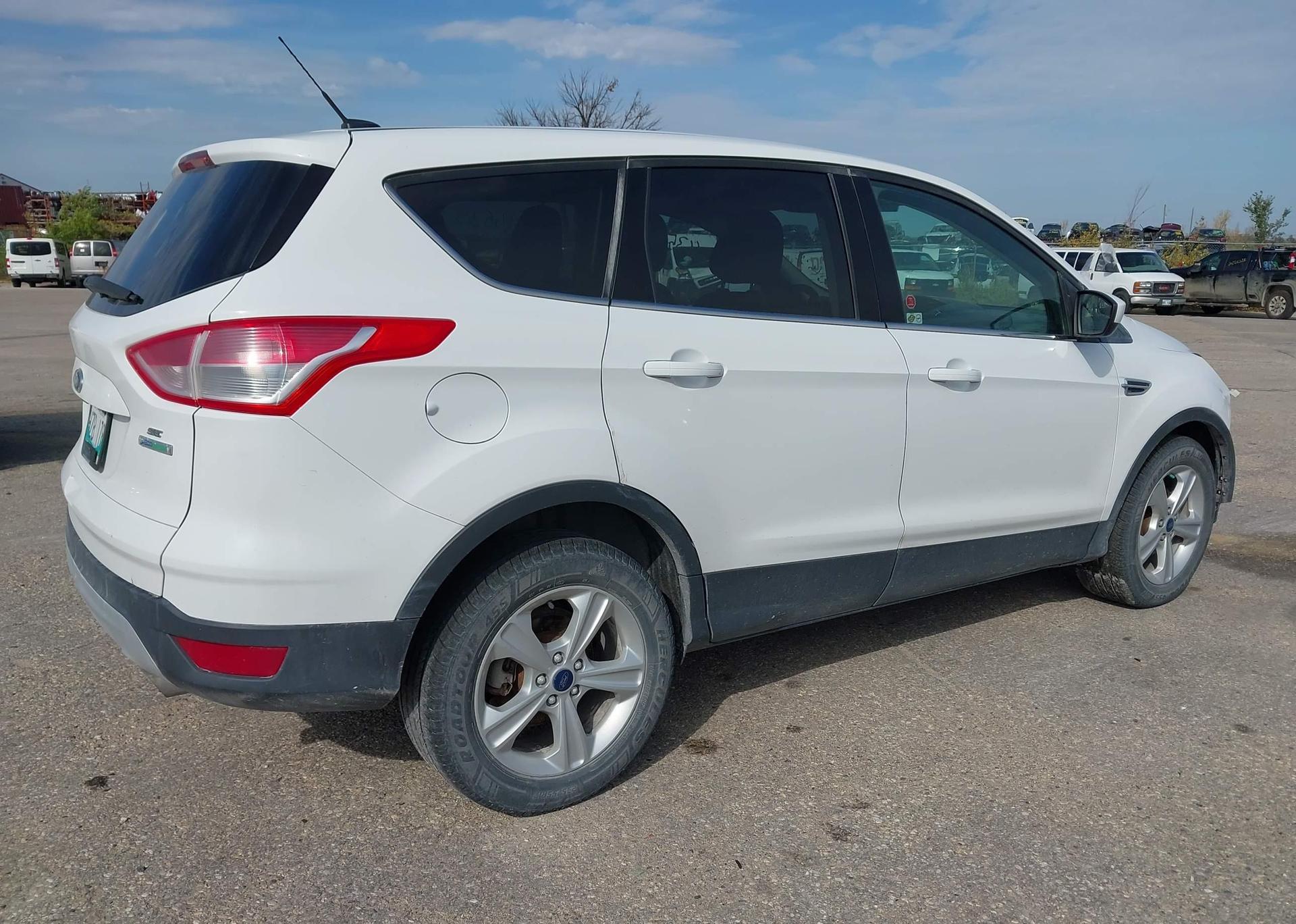 2014 FORD ESCAPE SE