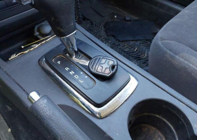 2006 FORD FUSION SE