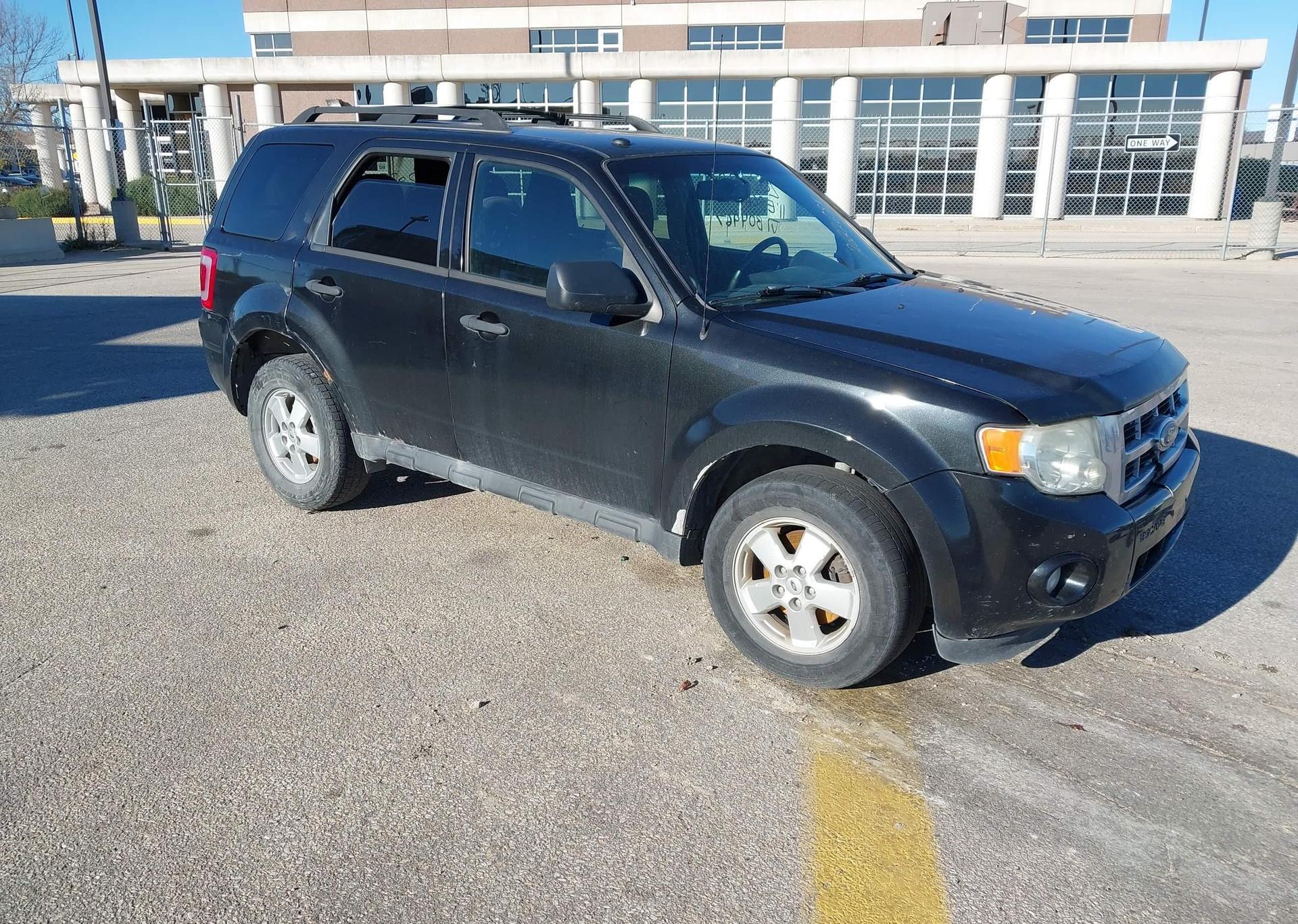 2011 FORD ESCAPE XLT