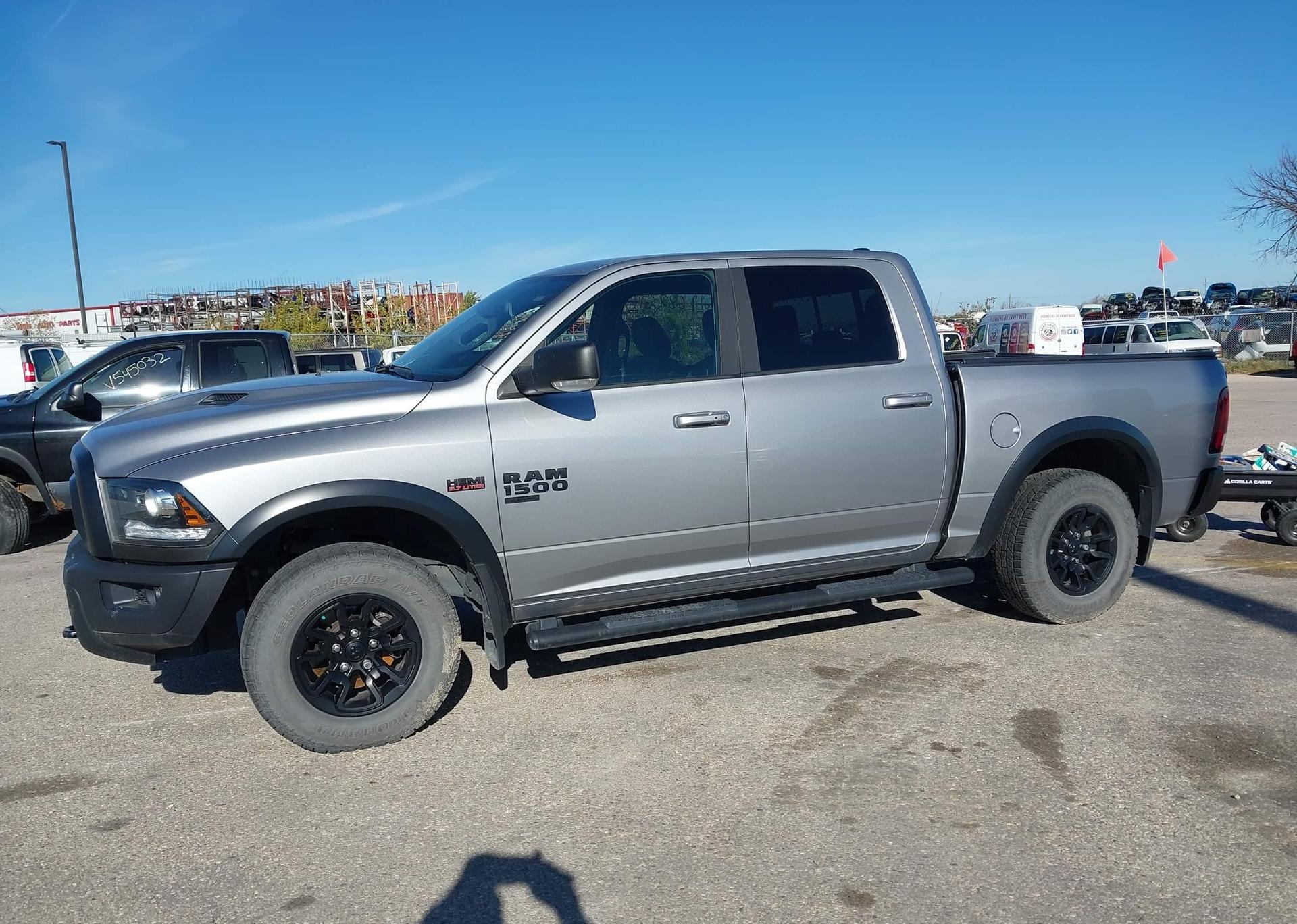 2022 DODGE RAM 1500 SLT CREW CAB