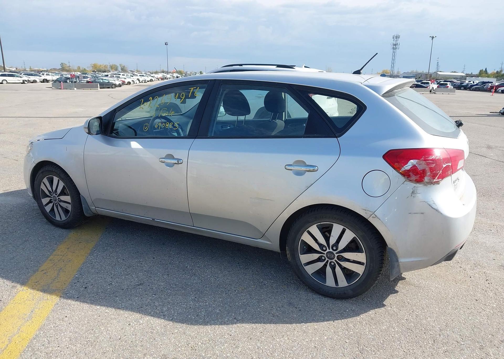 2013 KIA FORTE EX