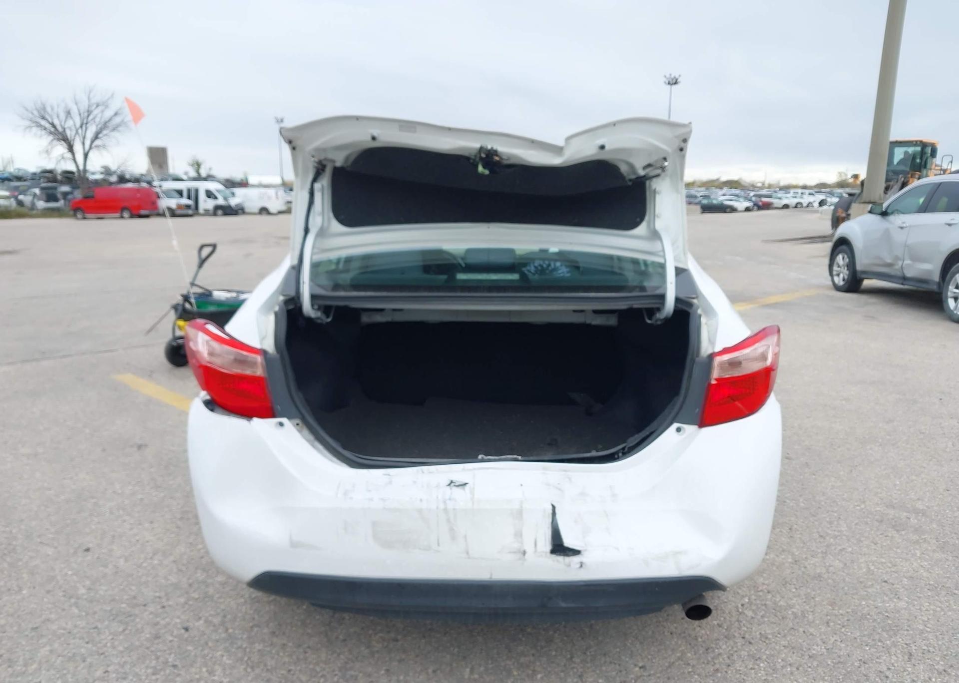 2017 TOYOTA COROLLA LE