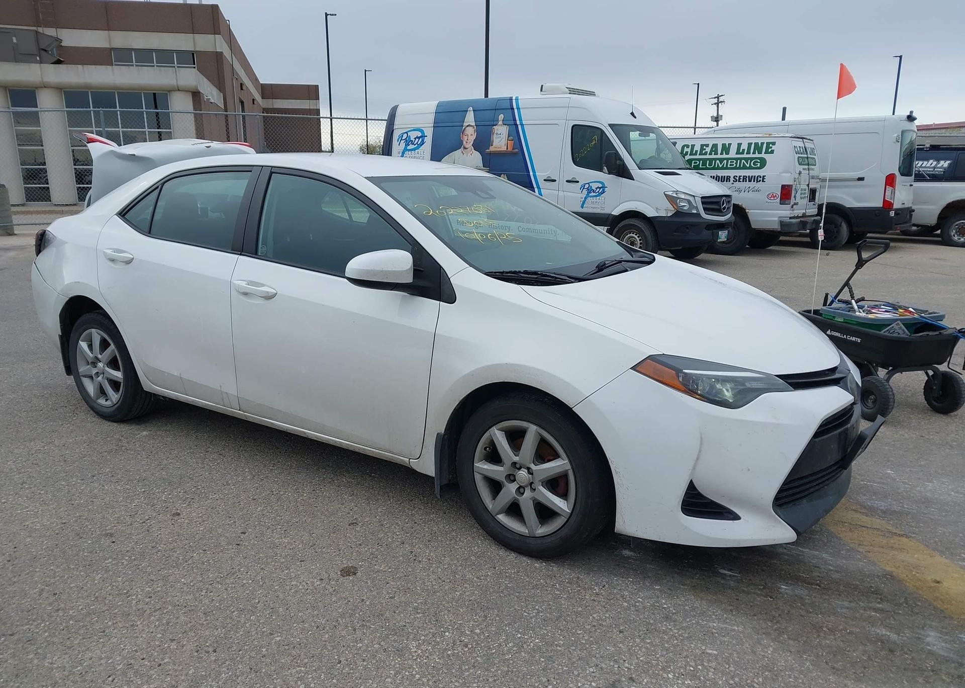 2017 TOYOTA COROLLA LE