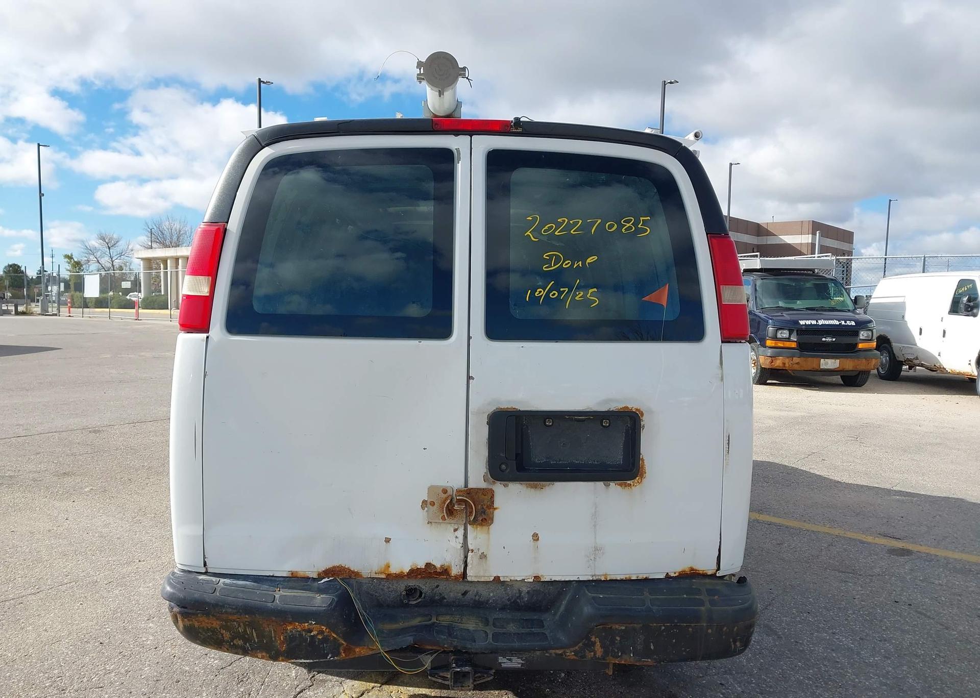 2008 CHEVROLET EXPRESS 2500 CARGO VAN