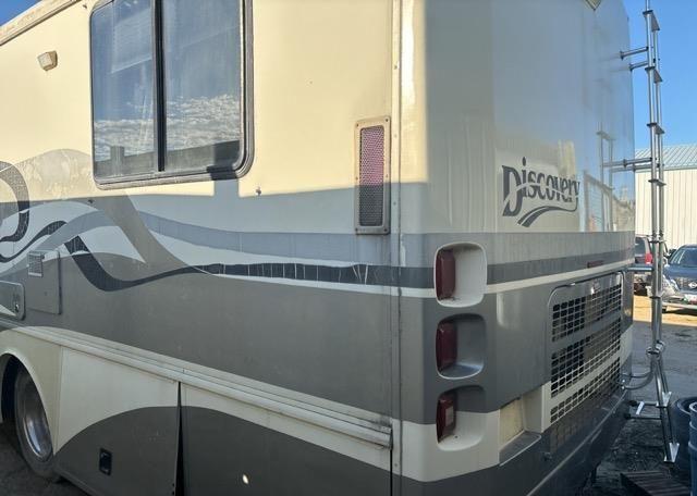 1996 FREIGHTLINER CHASSIS X LINE MOTOR HOME
