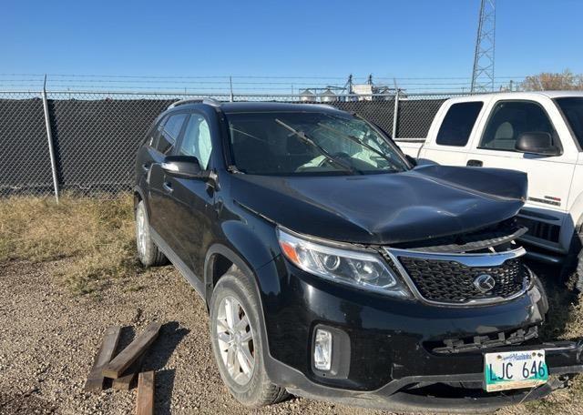 2014 KIA SORENTO LX