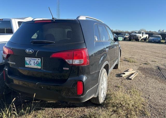 2014 KIA SORENTO LX