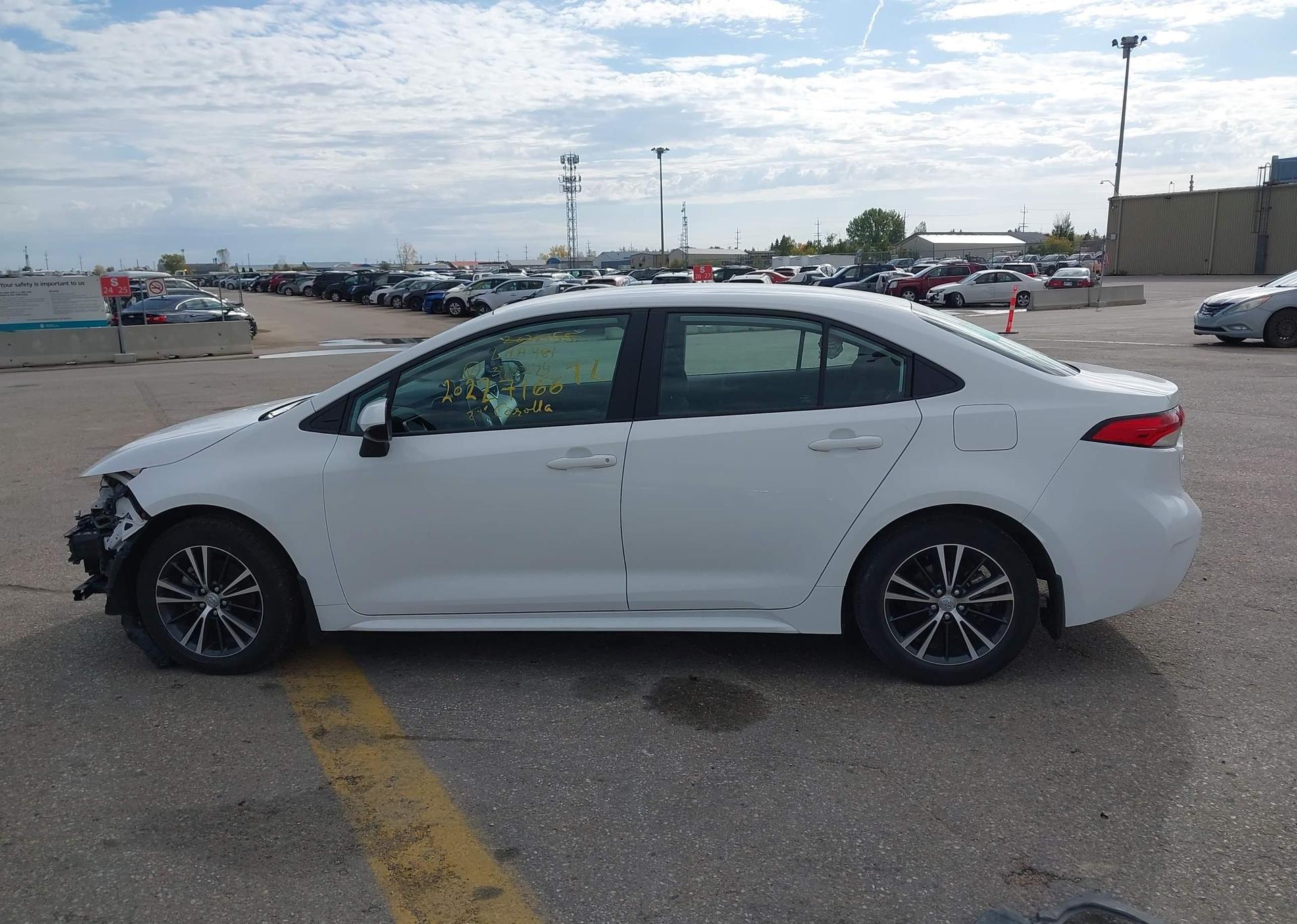 2022 TOYOTA COROLLA LE