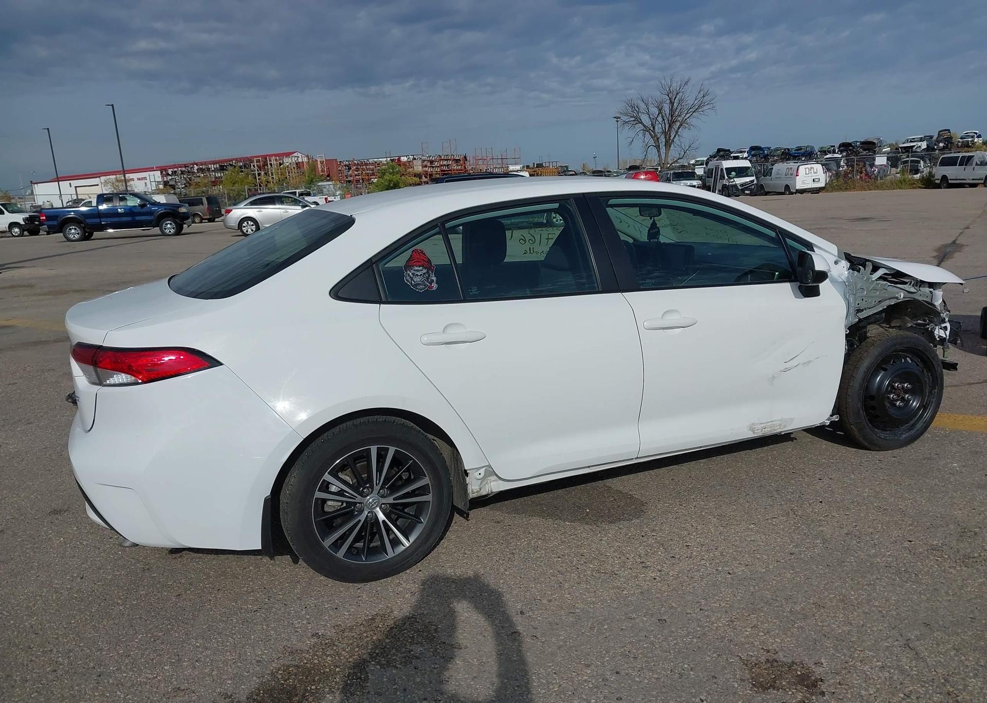 2022 TOYOTA COROLLA LE