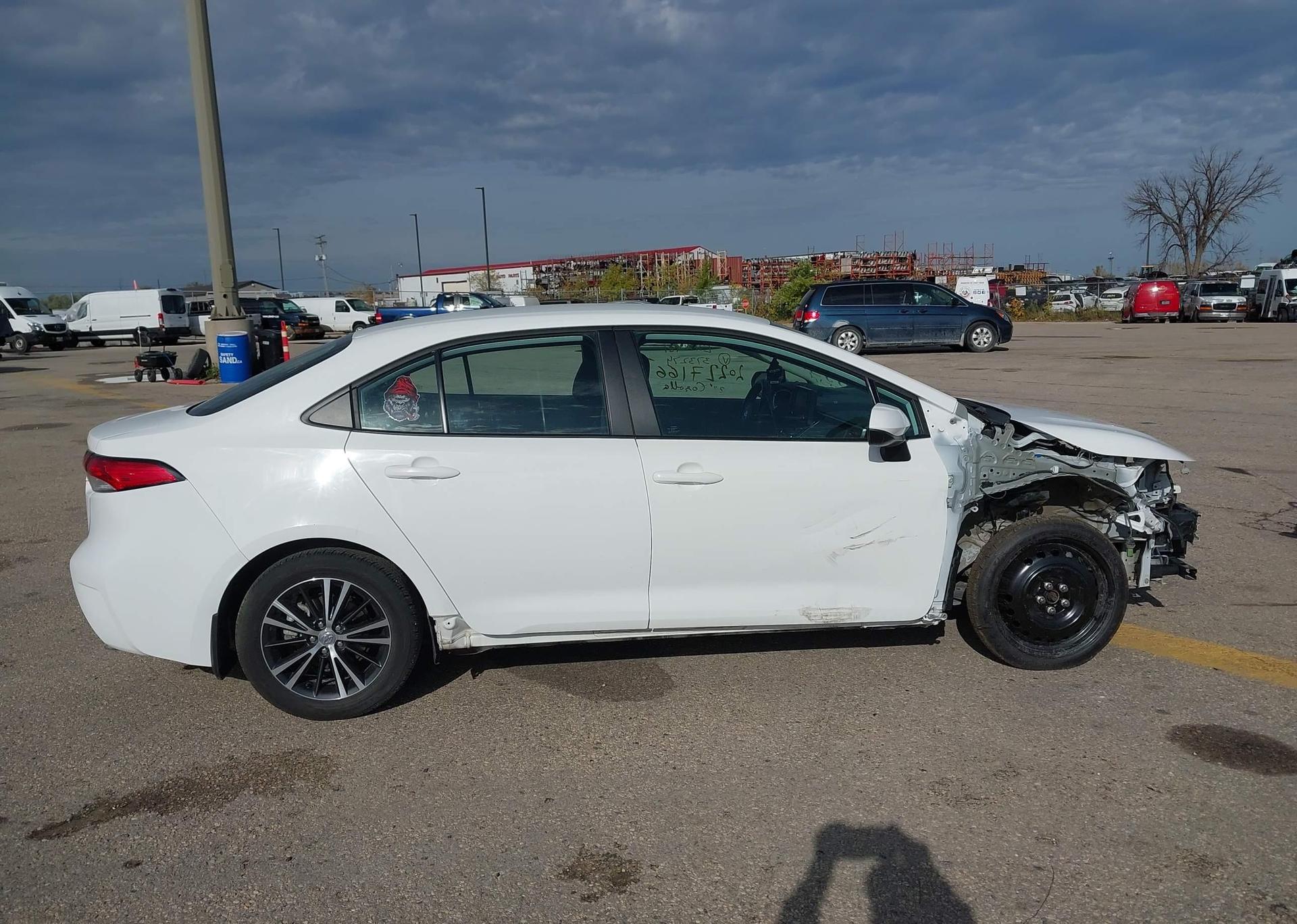 2022 TOYOTA COROLLA LE