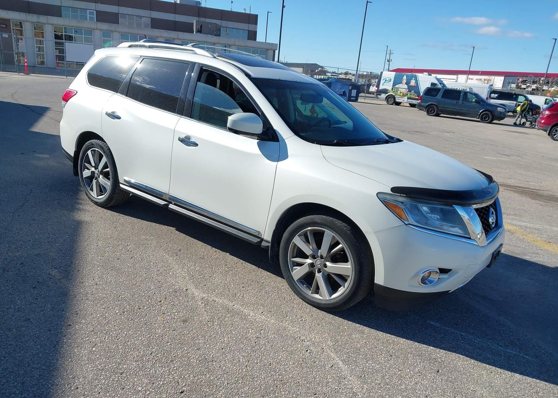 2015 NISSAN PATHFINDER PLATINUM