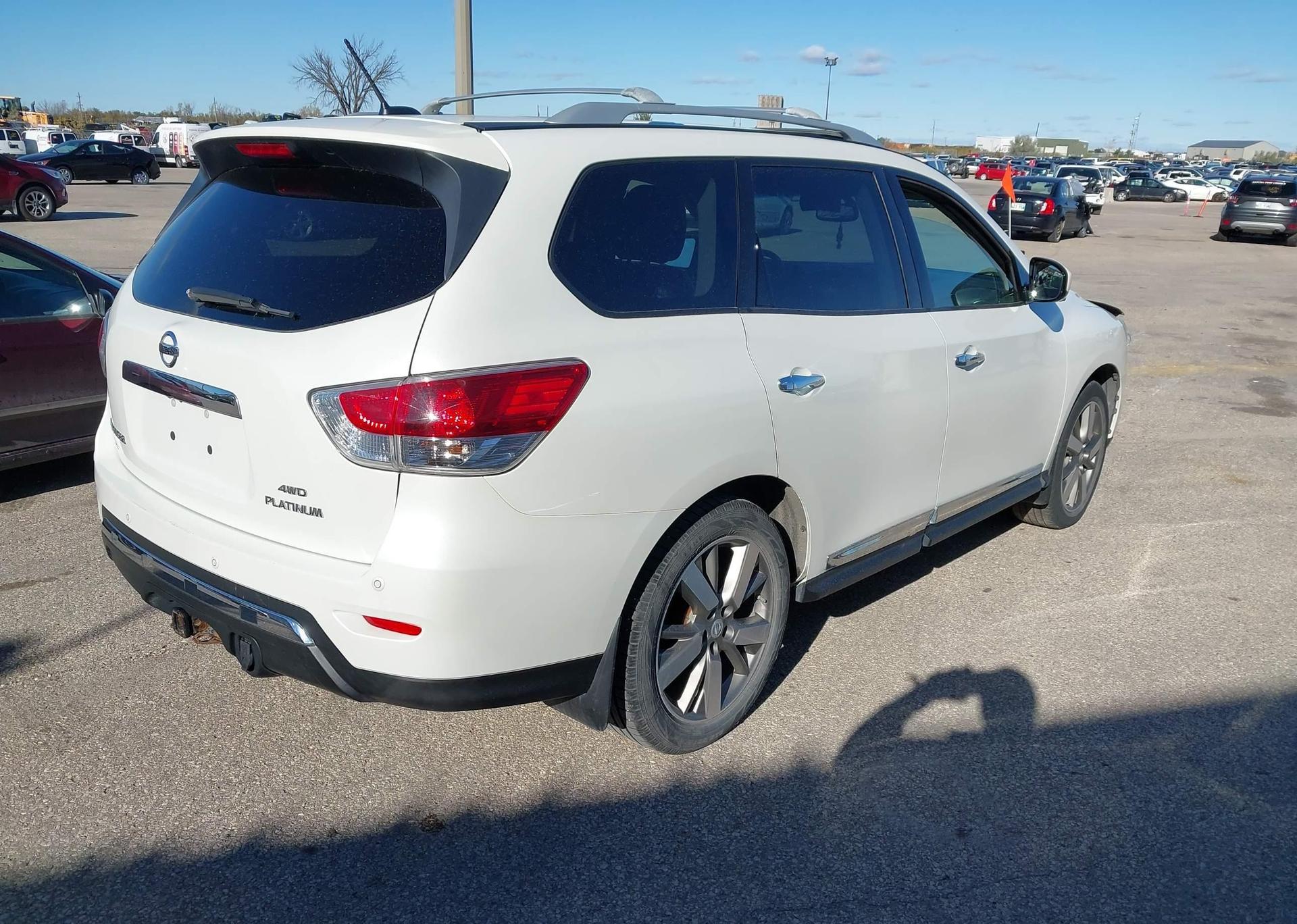 2015 NISSAN PATHFINDER PLATINUM