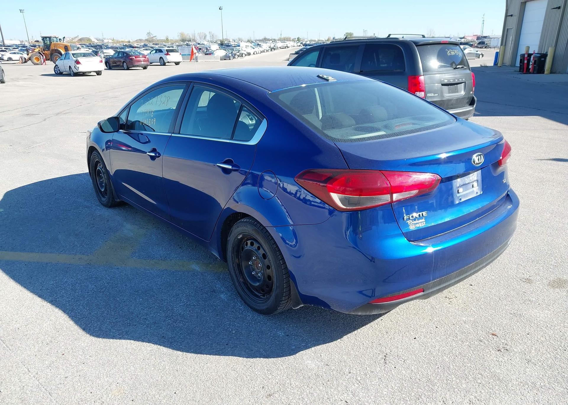 2017 KIA FORTE EX