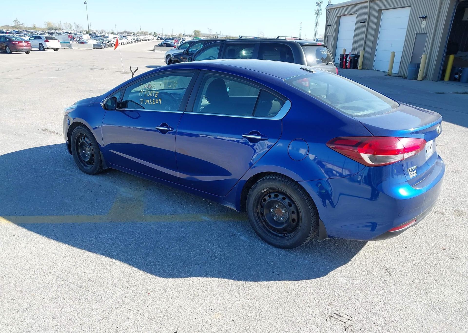 2017 KIA FORTE EX