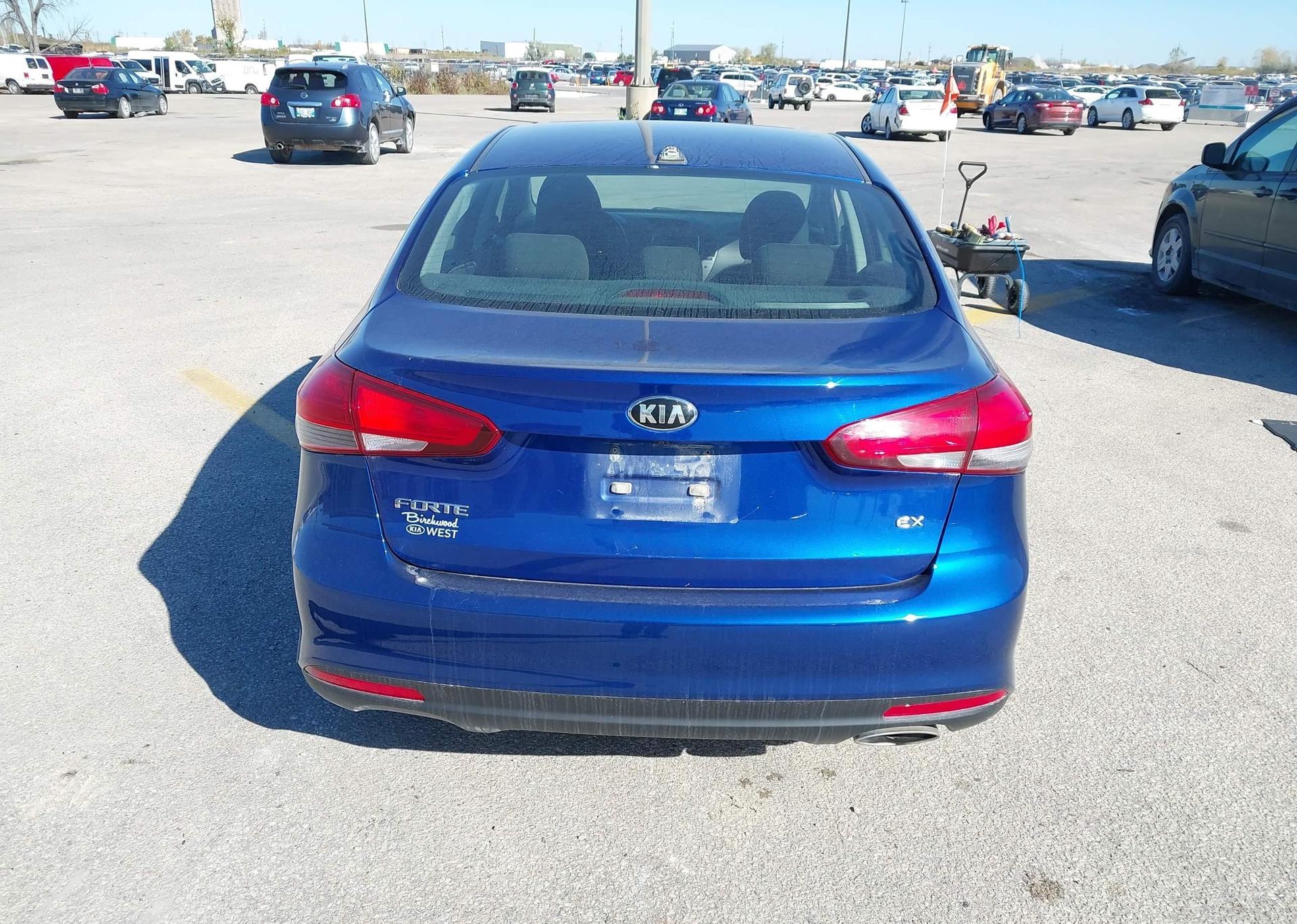 2017 KIA FORTE EX