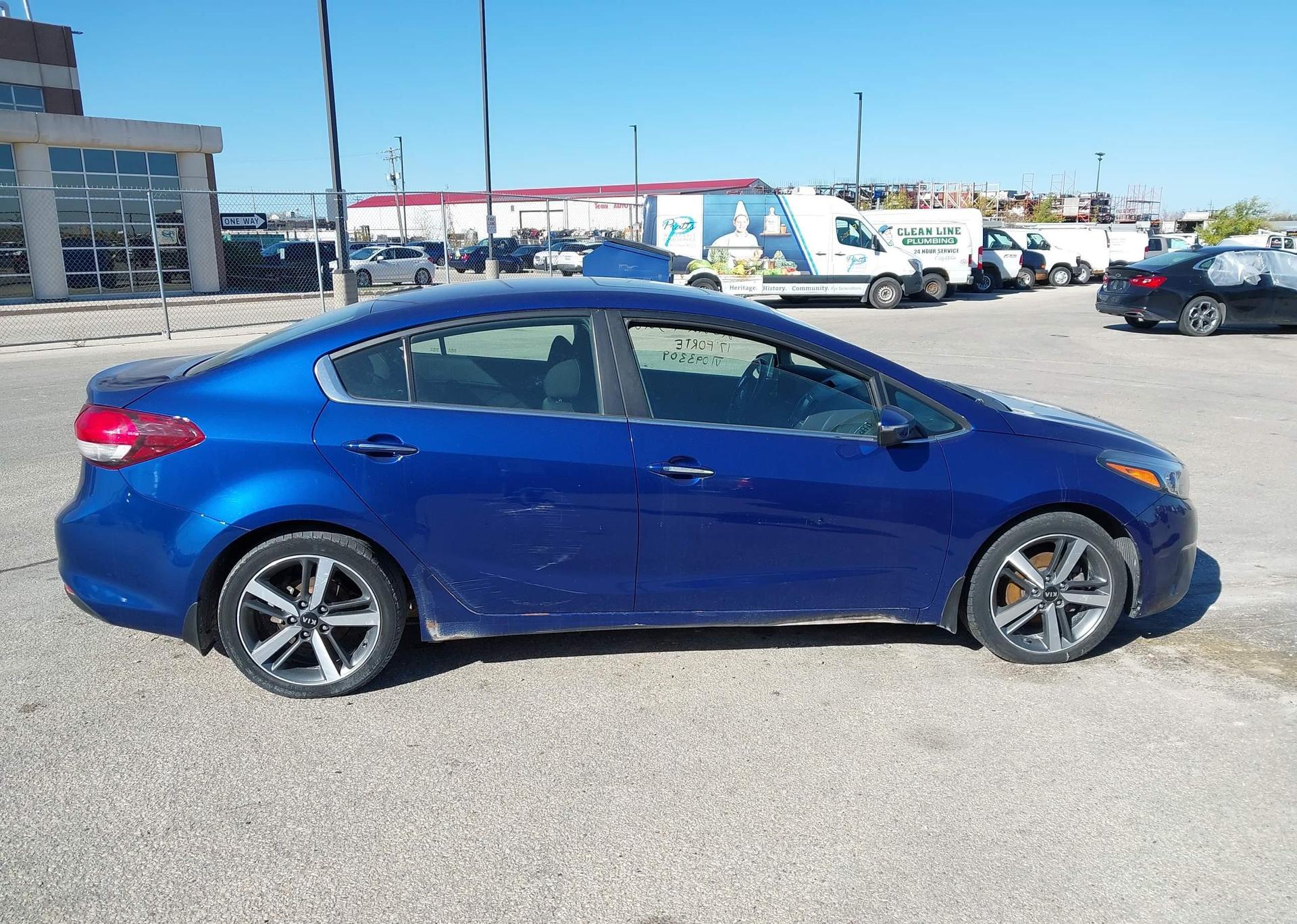 2017 KIA FORTE EX
