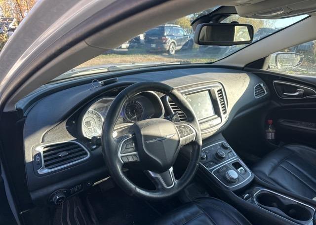 2015 CHRYSLER 200 C V6