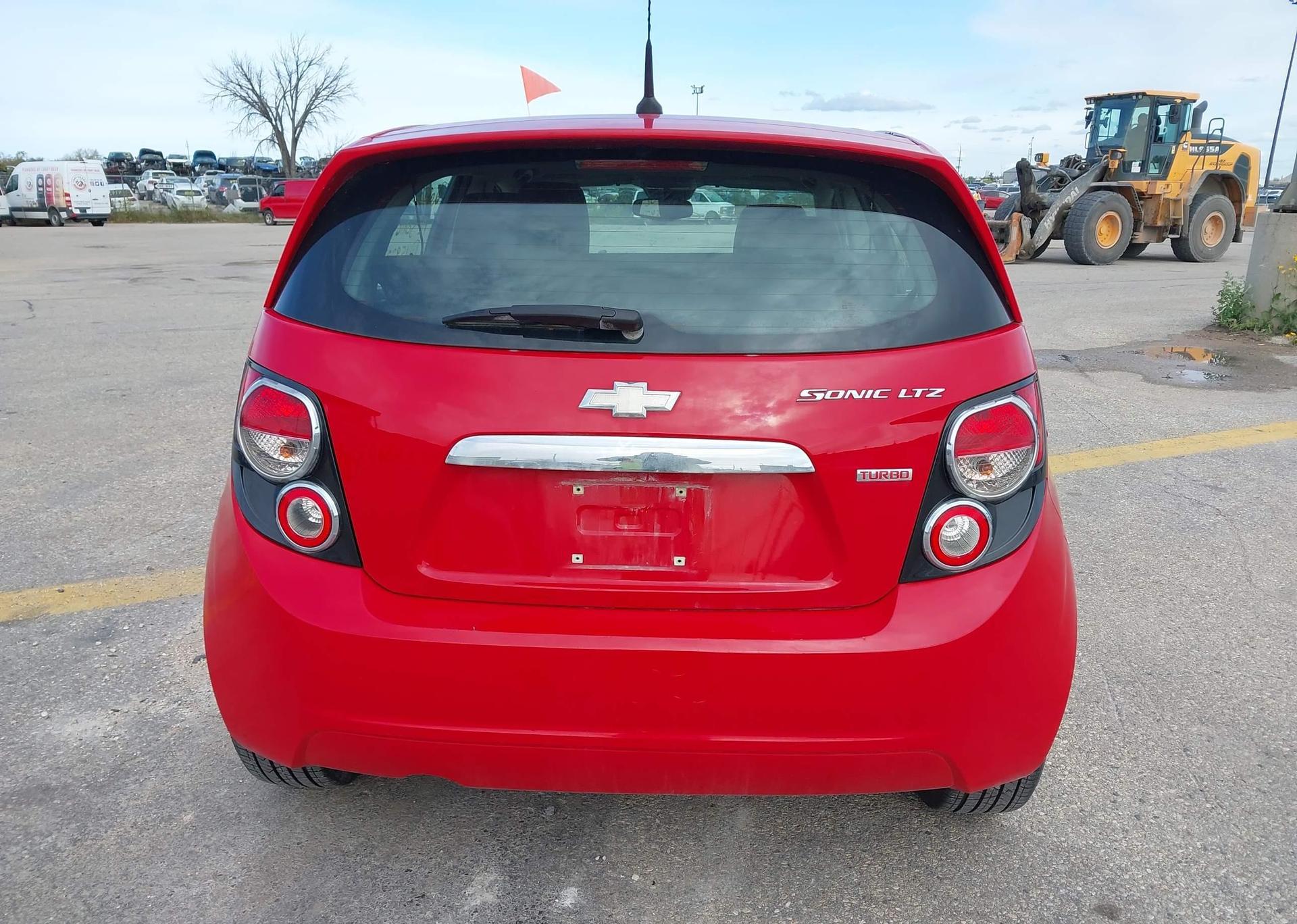 2012 CHEVROLET Sonic LTZ