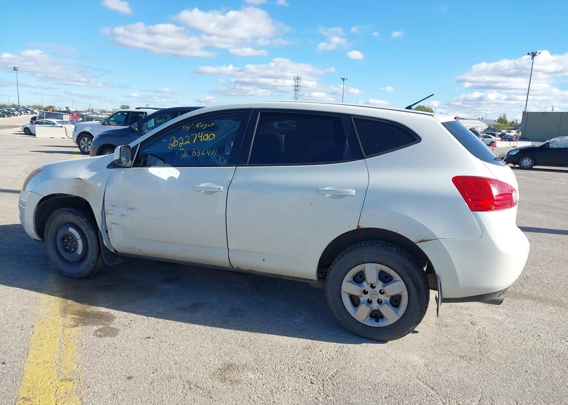 2009 NISSAN ROGUE S
