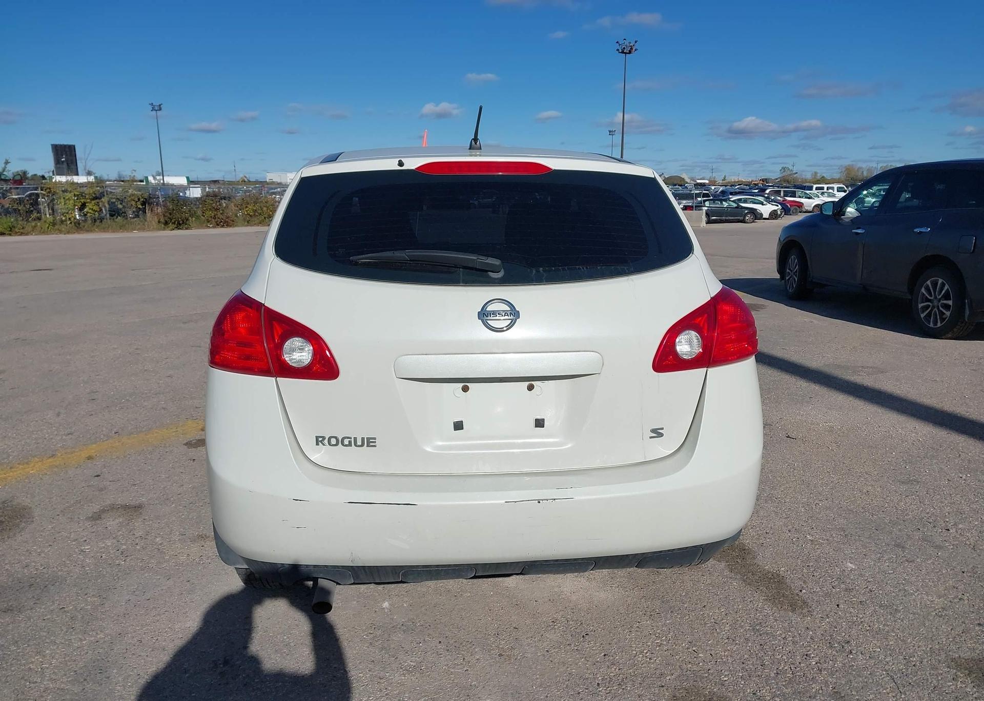 2009 NISSAN ROGUE S