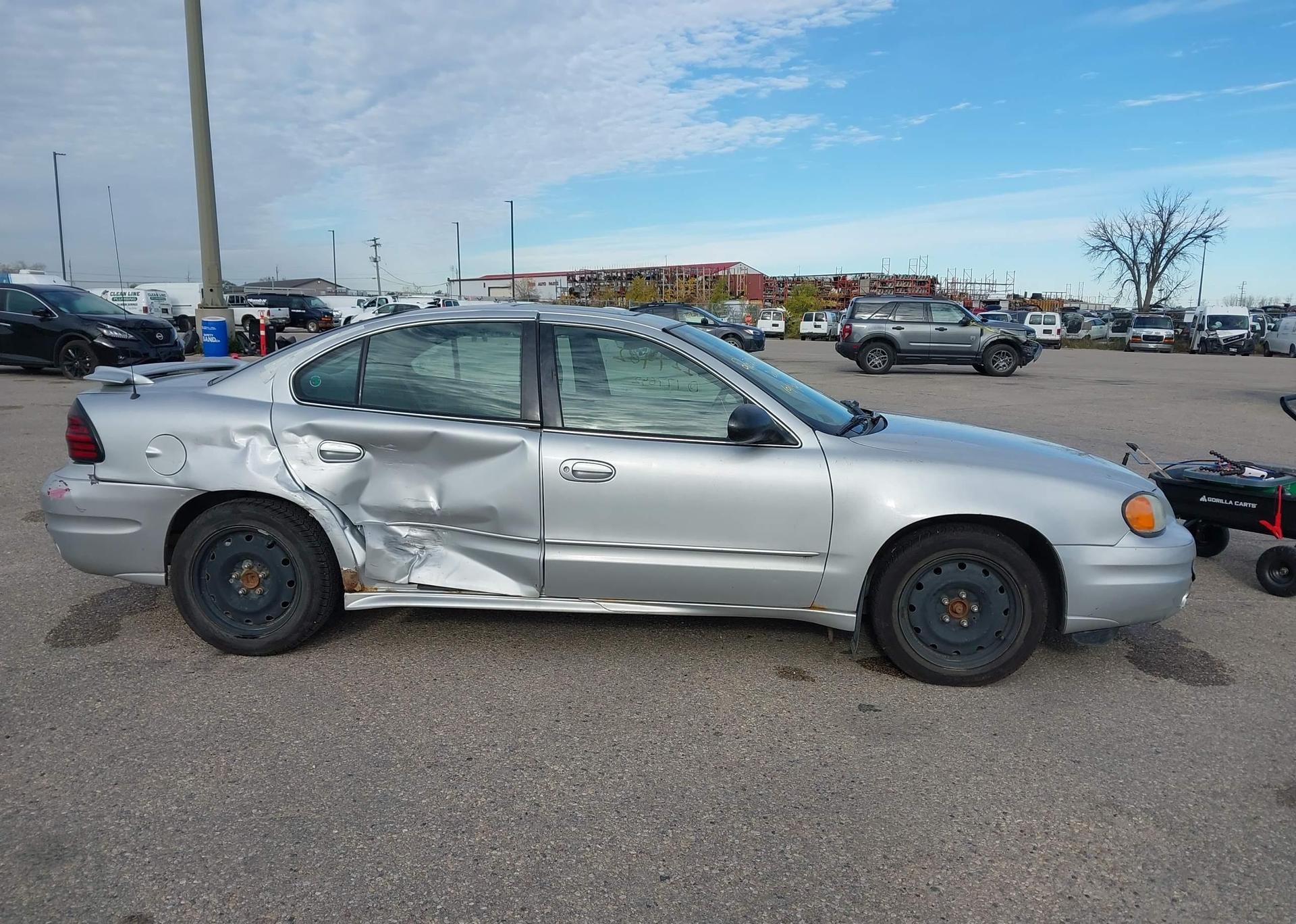 2004 PONTIAC GRAND AM SE