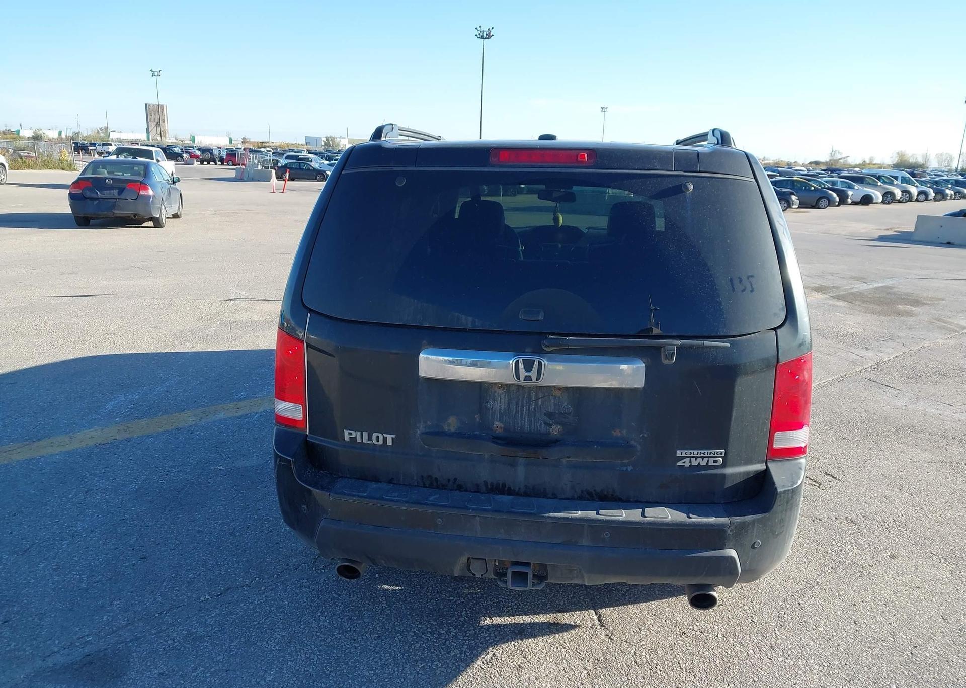 2011 HONDA PILOT TOURING