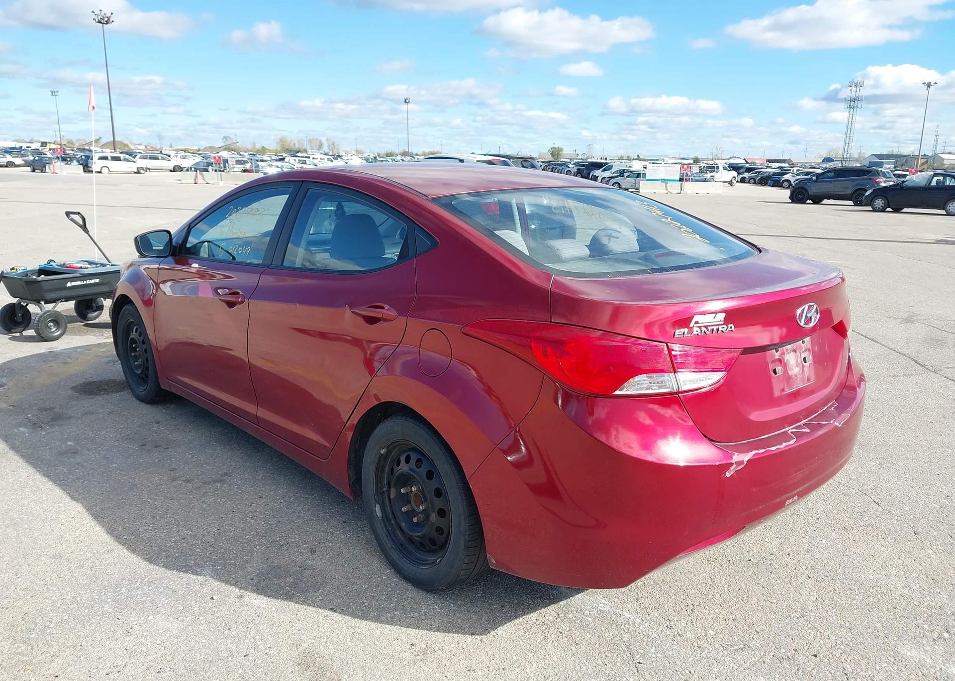 2011 HYUNDAI ELANTRA GL