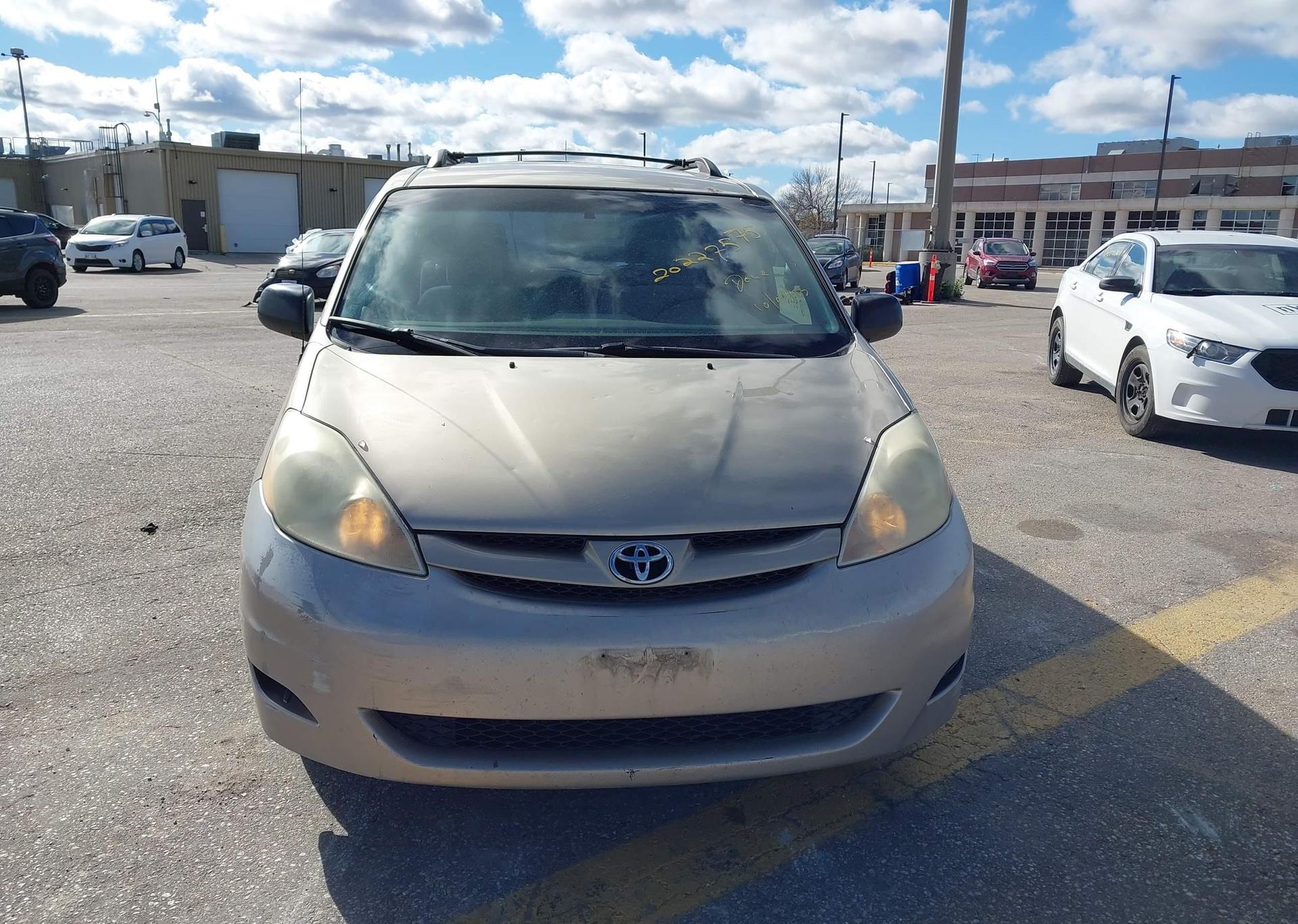 2006 TOYOTA SIENNA CE V6