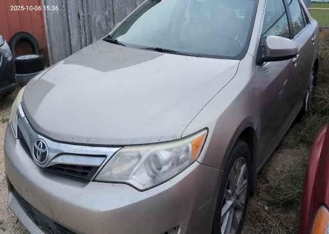 2013 TOYOTA CAMRY XLE