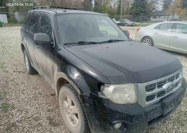 2010 FORD ESCAPE XLT AUTOMATIC