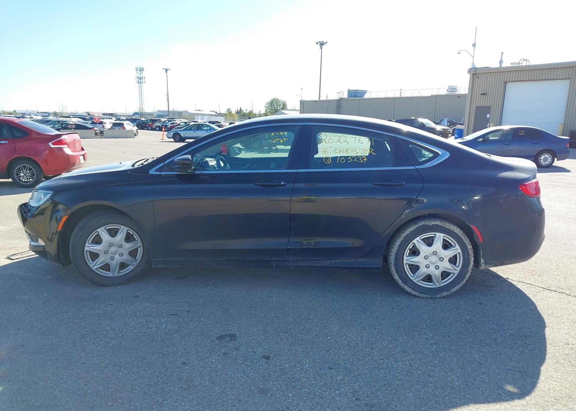 2016 CHRYSLER 200 LIMITED