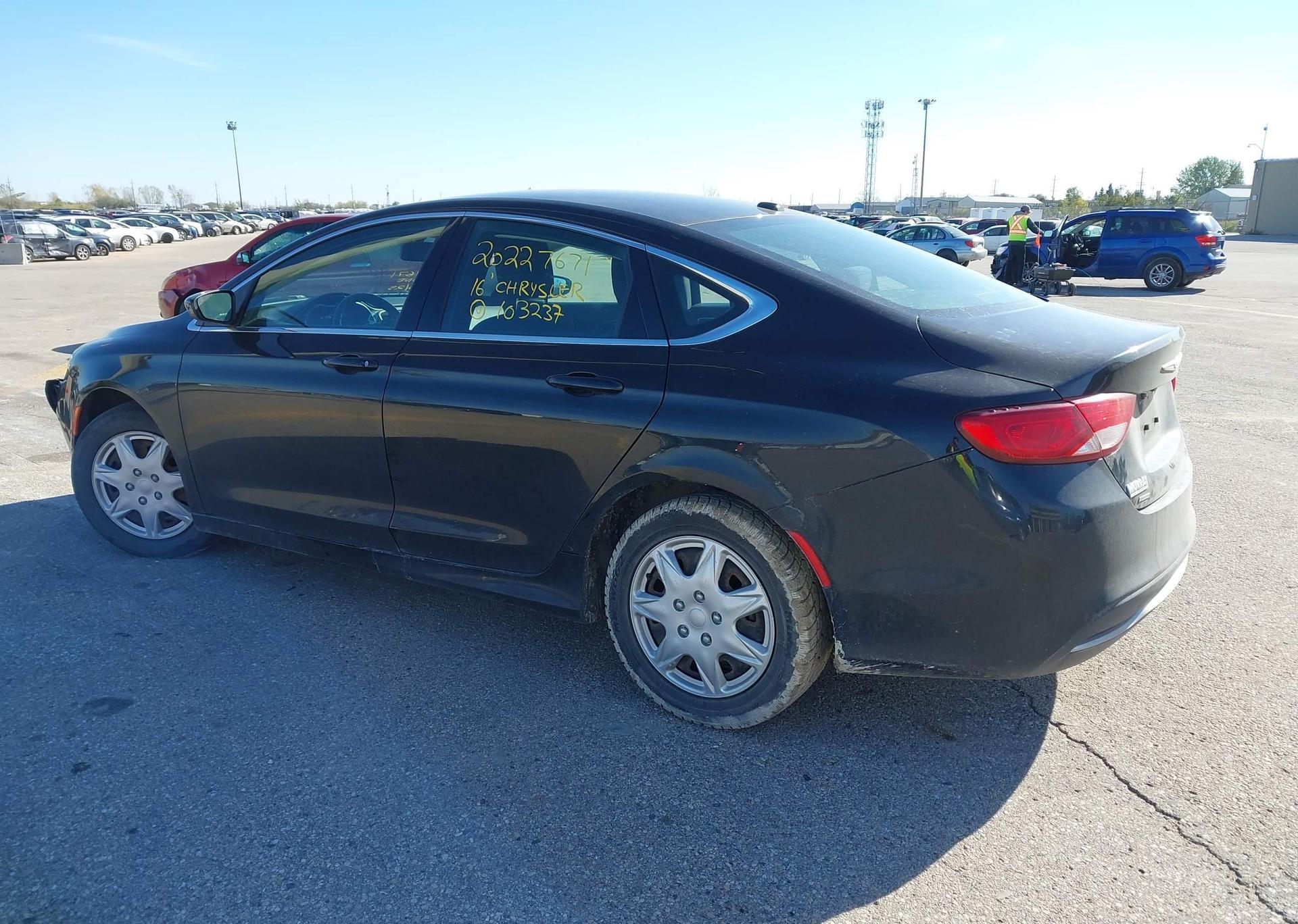 2016 CHRYSLER 200 LIMITED