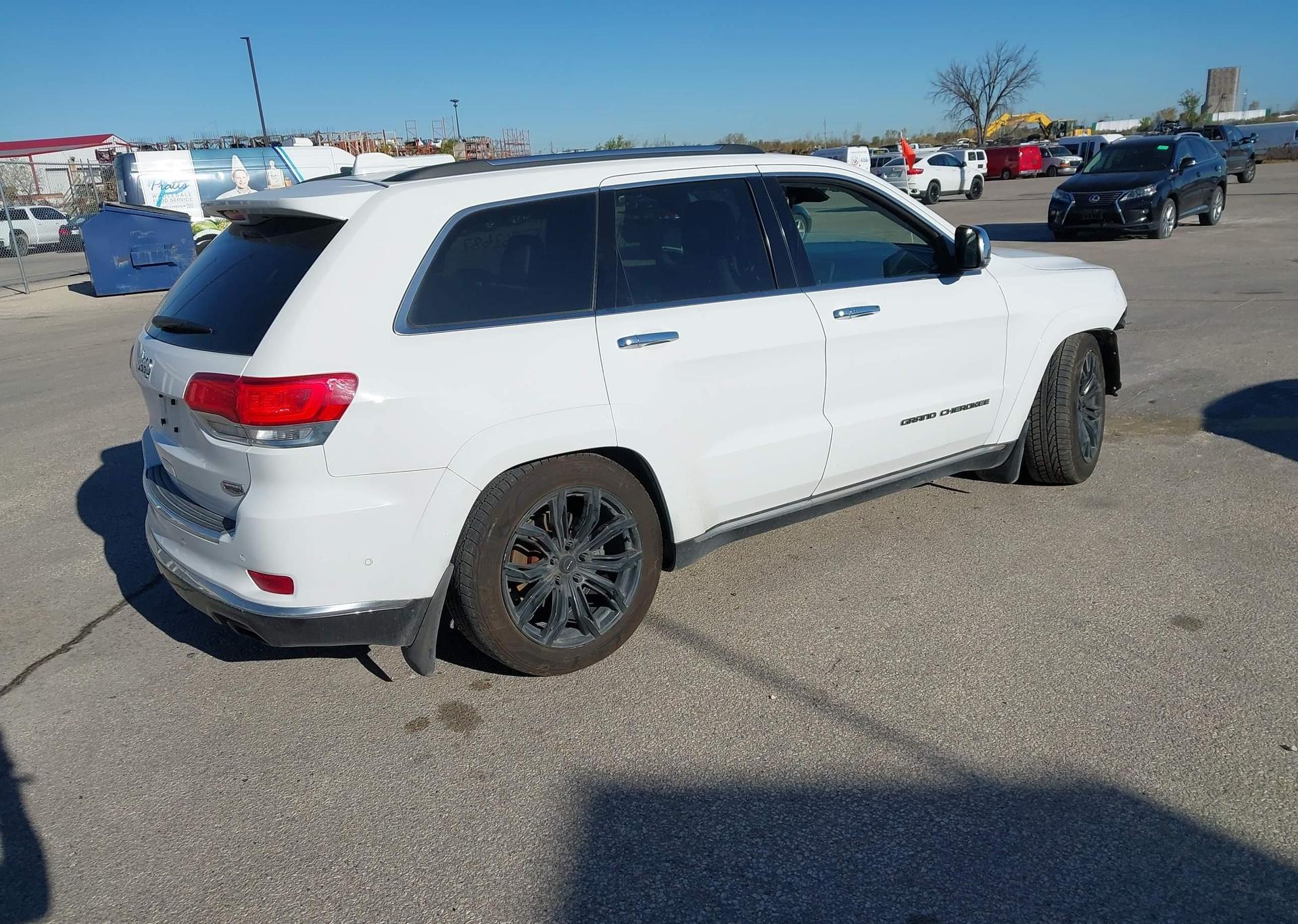 2017 JEEP GRAND CHEROKEE SUMMIT