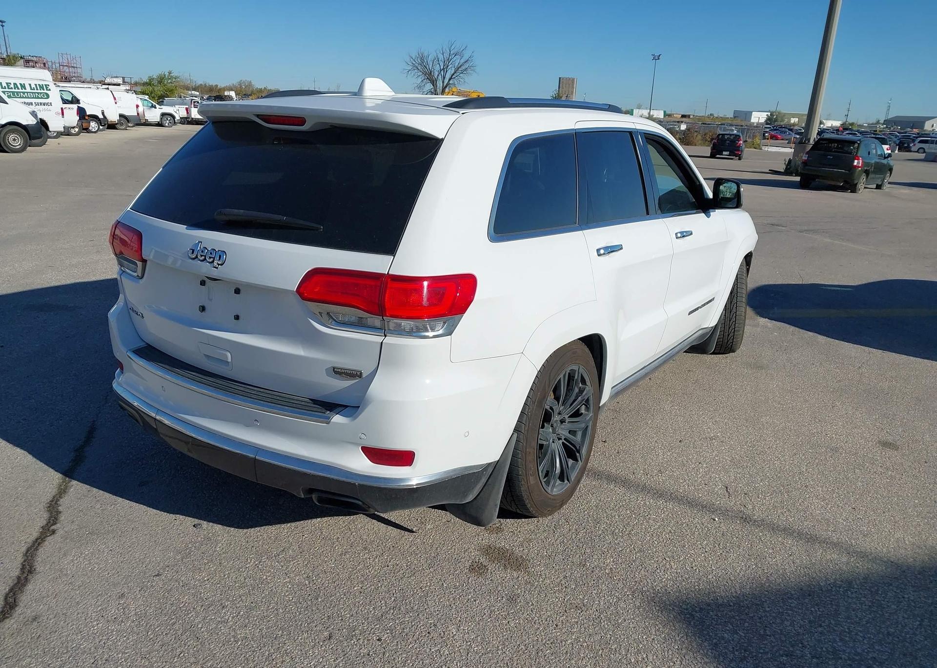 2017 JEEP GRAND CHEROKEE SUMMIT