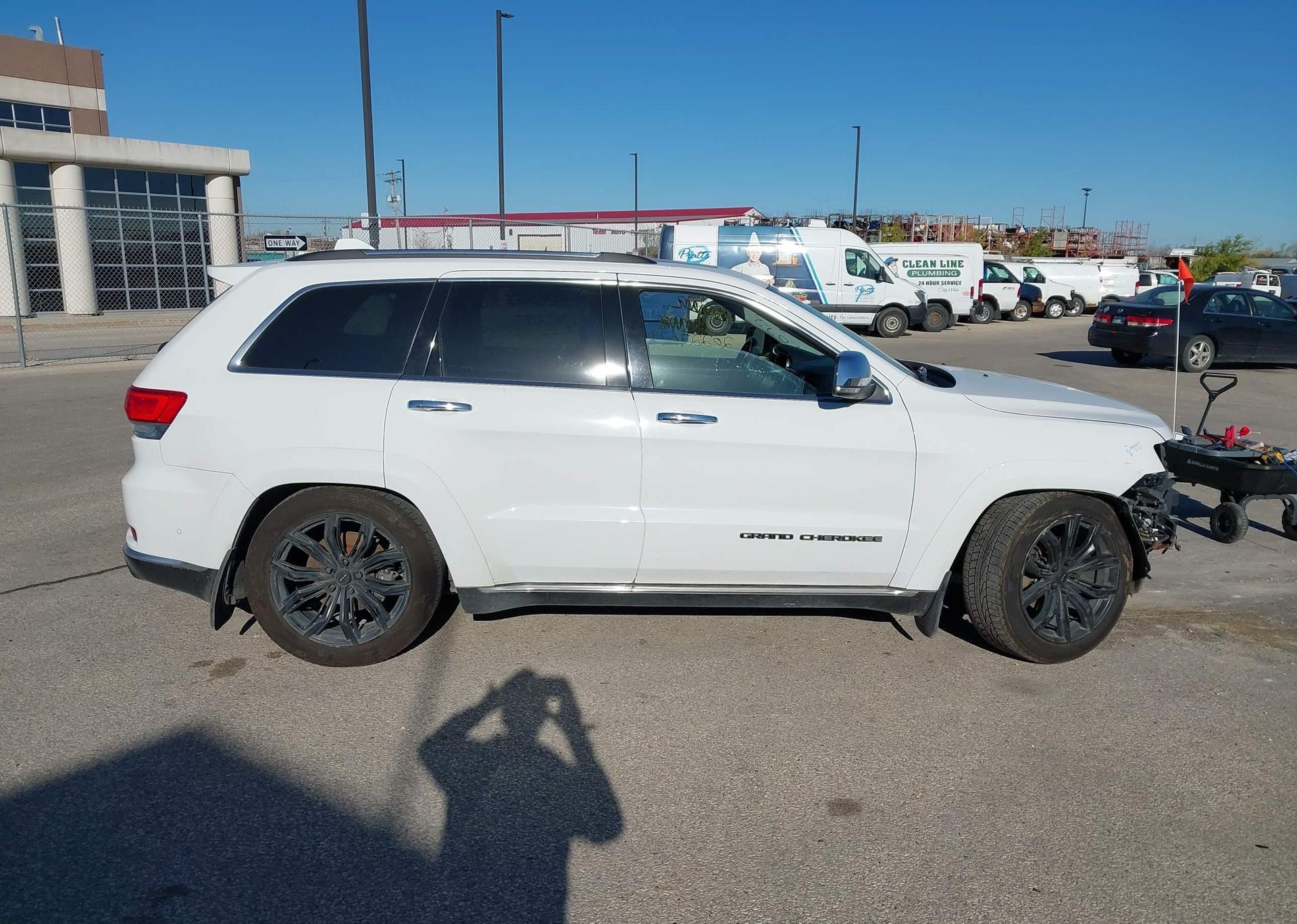 2017 JEEP GRAND CHEROKEE SUMMIT